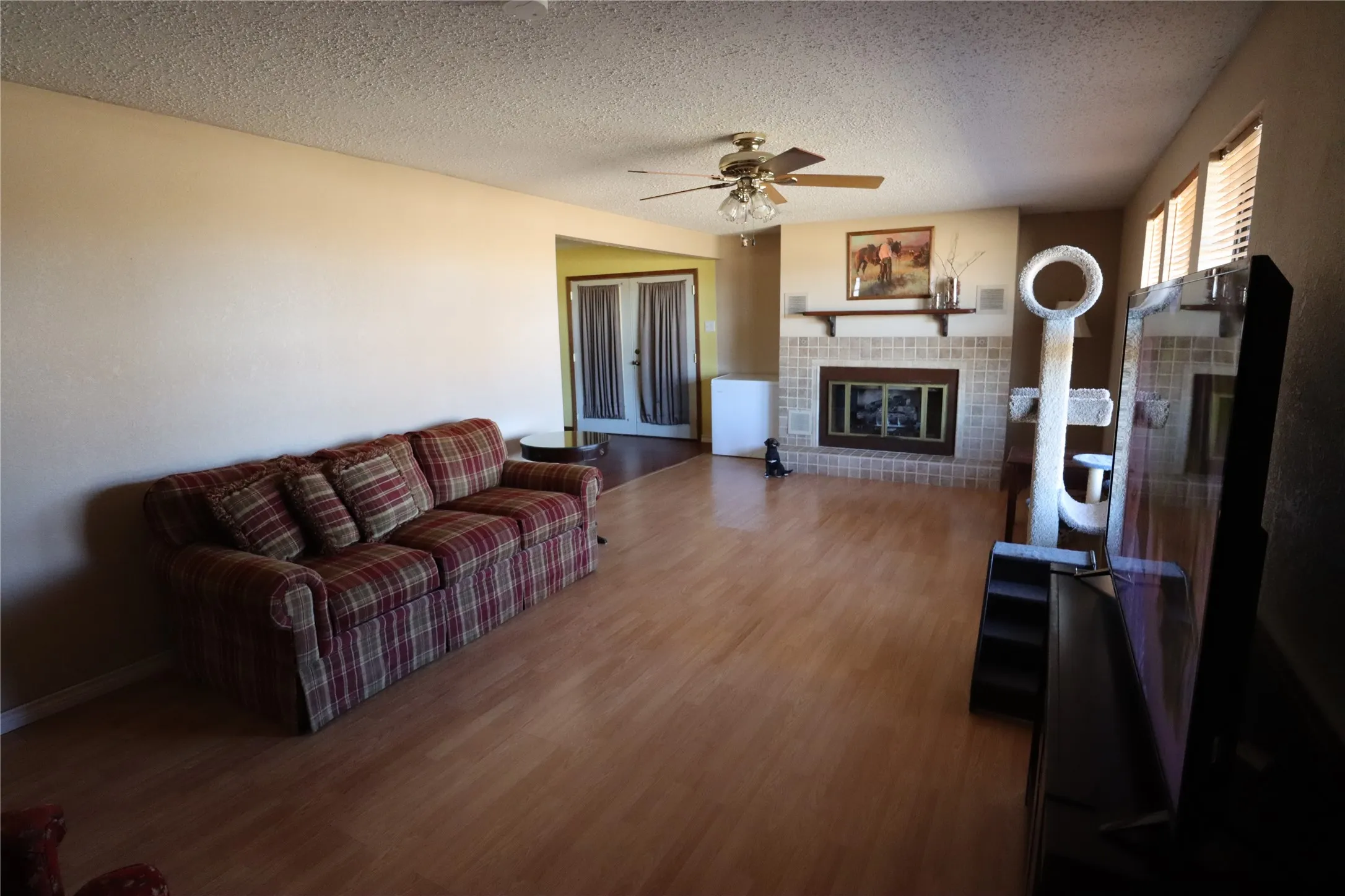 Single Family Residence For Sale in Eastland County , 225 County Road 472, Ranger, Texas 76470, 3 Bedrooms, 2 Bathrooms, 2 Garage spaces, 1,908 Sqft, built in 1960, Price $185,000, mls#21341737, Real Estate Agent in Ranger, Homes For Sale in Eastland county, Homes For Sale in Ranger, Realtor in Ranger Texas, Real Estate Brokerage Independent Realty Texas, Luminita Cordes Realtor