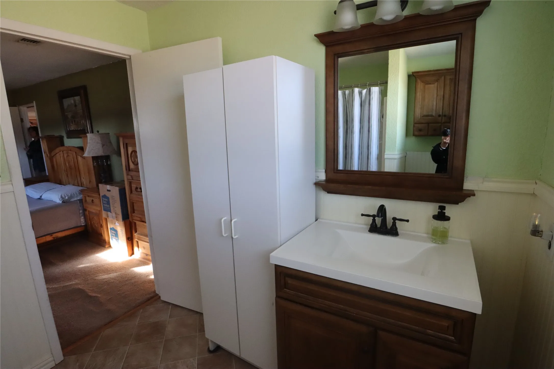 Single Family Residence For Sale in Eastland County , 225 County Road 472, Ranger, Texas 76470, 3 Bedrooms, 2 Bathrooms, 2 Garage spaces, 1,908 Sqft, built in 1960, Price $185,000, mls#21341737, Real Estate Agent in Ranger, Homes For Sale in Eastland county, Homes For Sale in Ranger, Realtor in Ranger Texas, Real Estate Brokerage Independent Realty Texas, Luminita Cordes Realtor