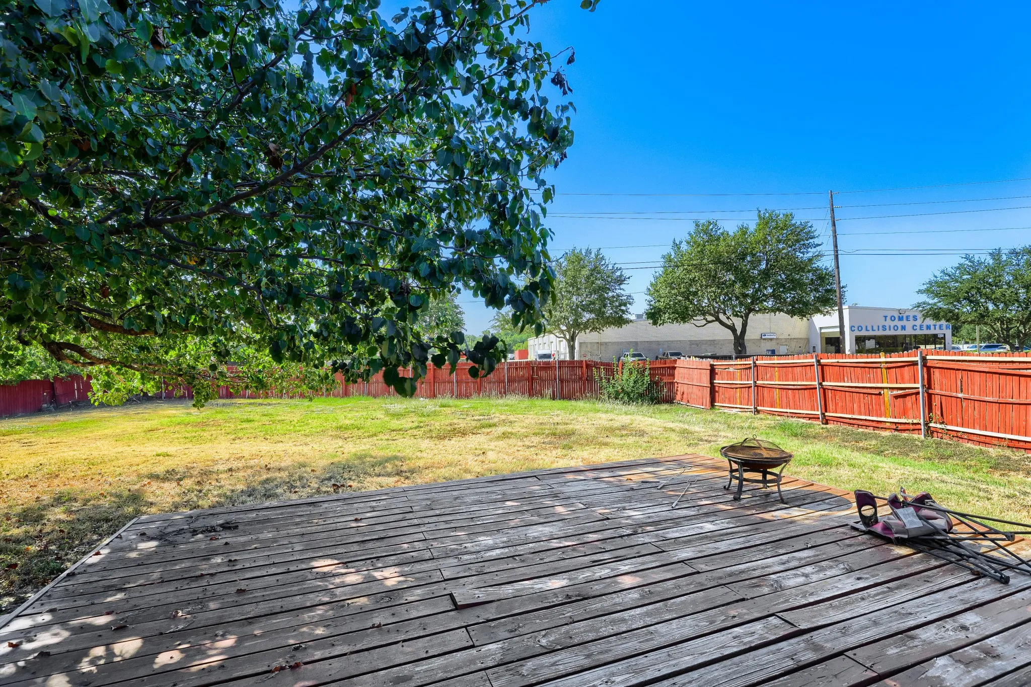 Single Family Residence For Rent in Collin County , 2202 Brookview Drive, Mc Kinney, Texas 75072, 4 Bedroom, 2 Bathroom, Garage spaces, 1,063 Sqft, built in 1994, mls#21336845, Real Estate Agent in Mc Kinney, Homes For Rent in Collin county, Homes For Rent in Mc Kinney, Realtor in Mc Kinney Texas, Real Estate Brokerage Independent Realty Texas, Luminita Cordes Realtor