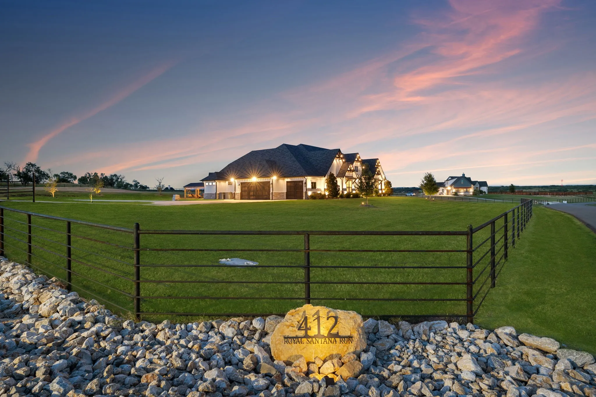 Single Family Residence For Sale in Parker County , 412 Royal Santana Run, Weatherford, Texas 76087, 4 Bedroom, 4 Bathroom, 3 Garage spaces, 4,524 Sqft, built in 2022, mls#21341328, Real Estate Agent in Weatherford, Homes For Sale in Parker county, Homes For Sale in Weatherford, Realtor in Weatherford Texas, Real Estate Brokerage Independent Realty Texas, Luminita Cordes Realtor