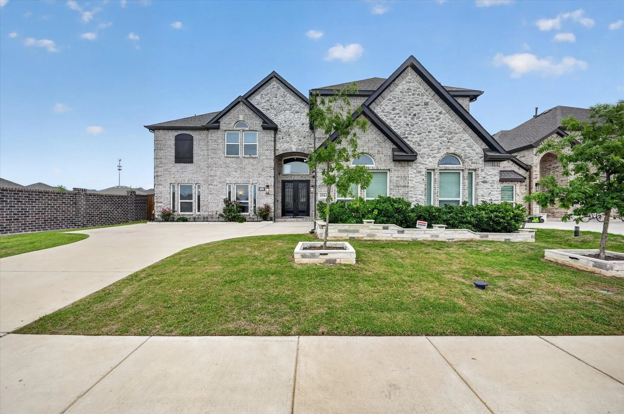 Single Family Residence For Sale in Denton County , 4504 Barnacre Avenue, Celina, Texas 76227, 6 Bedroom, 4 Bathroom, 2 Garage spaces, 4,428 Sqft, built in 2022, mls#21341760, Real Estate Agent in Celina, Homes For Sale in Denton county, Homes For Sale in Celina, Realtor in Celina Texas, Real Estate Brokerage Independent Realty Texas, Luminita Cordes Realtor