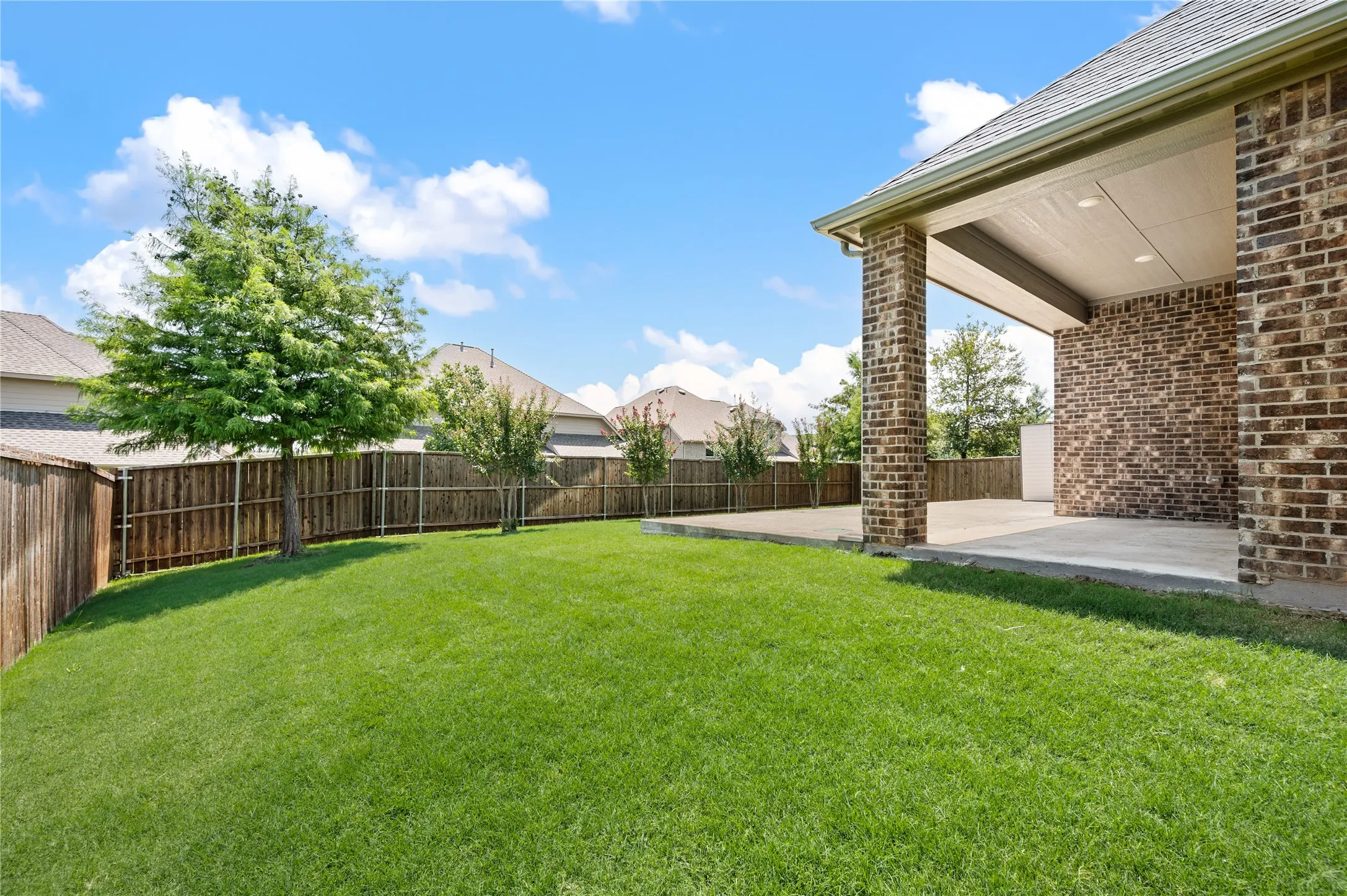 Single Family Residence For Sale in Tarrant County , 1515 Silver Sage Drive, Haslet, Texas 76052, 4 Bedroom, 3 Bathroom, 2 Garage spaces, 2,362 Sqft, built in 2020, mls#21339344, Real Estate Agent in Haslet, Homes For Sale in Tarrant county, Homes For Sale in Haslet, Realtor in Haslet Texas, Real Estate Brokerage Independent Realty Texas, Luminita Cordes Realtor