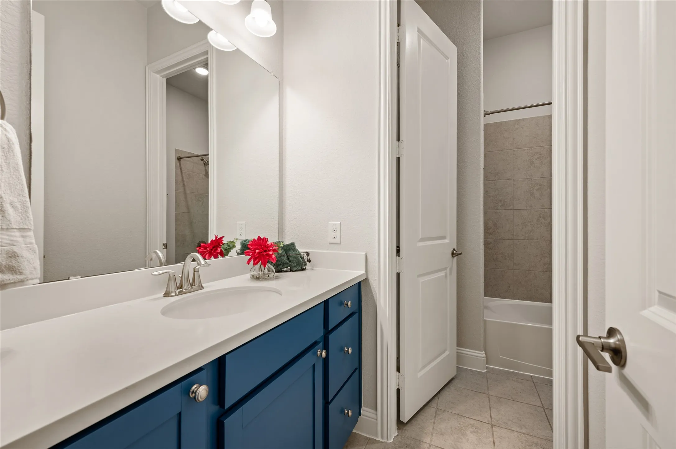 Single Family Residence For Sale in Tarrant County , 1515 Silver Sage Drive, Haslet, Texas 76052, 4 Bedroom, 3 Bathroom, 2 Garage spaces, 2,362 Sqft, built in 2020, mls#21339344, Real Estate Agent in Haslet, Homes For Sale in Tarrant county, Homes For Sale in Haslet, Realtor in Haslet Texas, Real Estate Brokerage Independent Realty Texas, Luminita Cordes Realtor