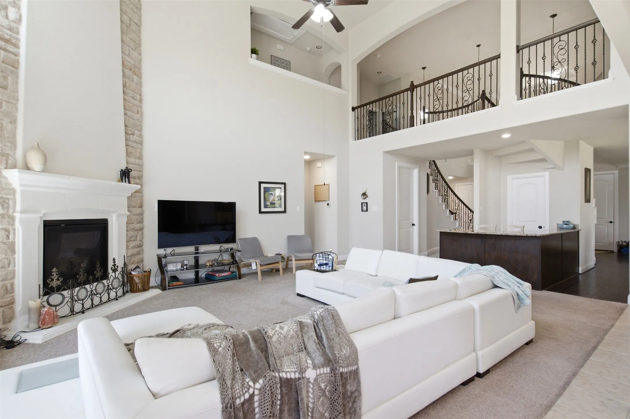 Single Family Residence For Sale in Tarrant County , 4806 Comstock Way, Mansfield, Texas 76063, 6 Bedroom, 5 Bathroom, 2 Garage spaces, 4,716 Sqft, built in 2018, mls#21341772, Real Estate Agent in Mansfield, Homes For Sale in Tarrant county, Homes For Sale in Mansfield, Realtor in Mansfield Texas, Real Estate Brokerage Independent Realty Texas, Luminita Cordes Realtor