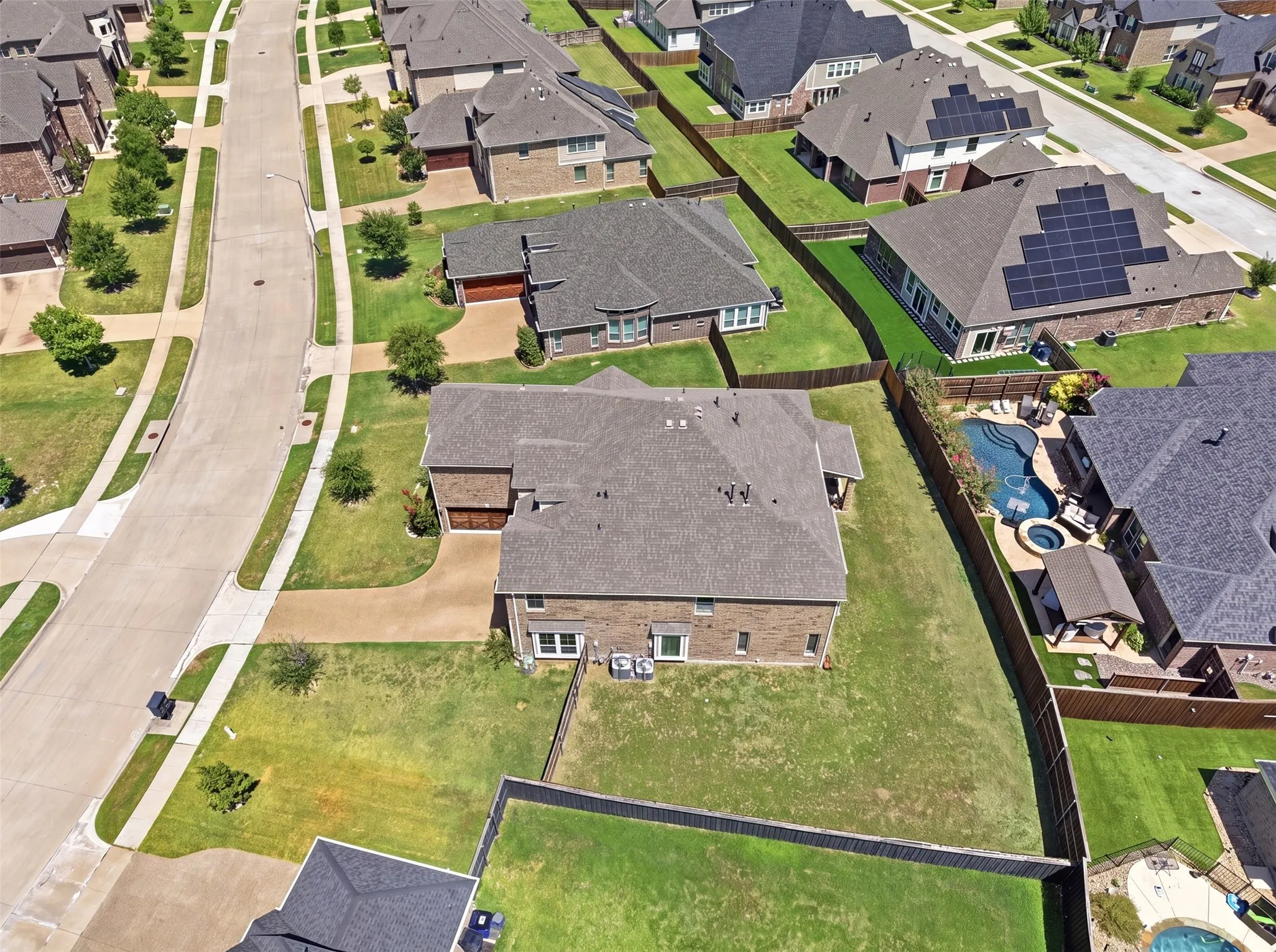 Single Family Residence For Sale in Tarrant County , 4806 Comstock Way, Mansfield, Texas 76063, 6 Bedroom, 5 Bathroom, 2 Garage spaces, 4,716 Sqft, built in 2018, mls#21341772, Real Estate Agent in Mansfield, Homes For Sale in Tarrant county, Homes For Sale in Mansfield, Realtor in Mansfield Texas, Real Estate Brokerage Independent Realty Texas, Luminita Cordes Realtor