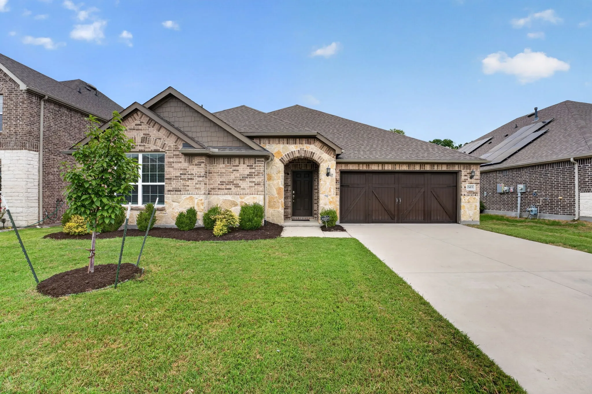 Single Family Residence For Sale in Collin County , 2413 Ray Roberts Drive, Wylie, Texas 75098, 3 Bedroom, 2 Bathroom, 2 Garage spaces, 2,141 Sqft, built in 2020, mls#21341742, Real Estate Agent in Wylie, Homes For Sale in Collin county, Homes For Sale in Wylie, Realtor in Wylie Texas, Real Estate Brokerage Independent Realty Texas, Luminita Cordes Realtor
