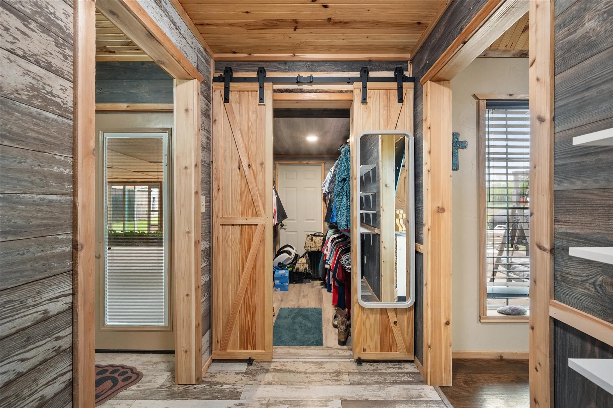 Single Family Residence For Sale in Navarro County , 130 SE County Road 3085, Corsicana, Texas 75109, 4 Bedroom, 3 Bathroom, 2 Garage spaces, 2,699 Sqft, built in 2019, mls#21341779, Real Estate Agent in Corsicana, Homes For Sale in Navarro county, Homes For Sale in Corsicana, Realtor in Corsicana Texas, Real Estate Brokerage Independent Realty Texas, Luminita Cordes Realtor