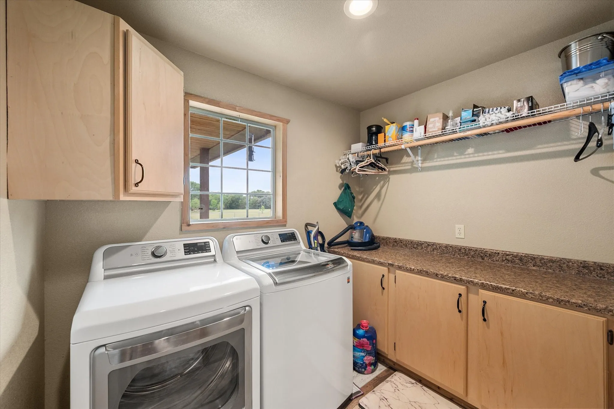 Single Family Residence For Sale in Navarro County , 130 SE County Road 3085, Corsicana, Texas 75109, 4 Bedroom, 3 Bathroom, 2 Garage spaces, 2,699 Sqft, built in 2019, mls#21341779, Real Estate Agent in Corsicana, Homes For Sale in Navarro county, Homes For Sale in Corsicana, Realtor in Corsicana Texas, Real Estate Brokerage Independent Realty Texas, Luminita Cordes Realtor