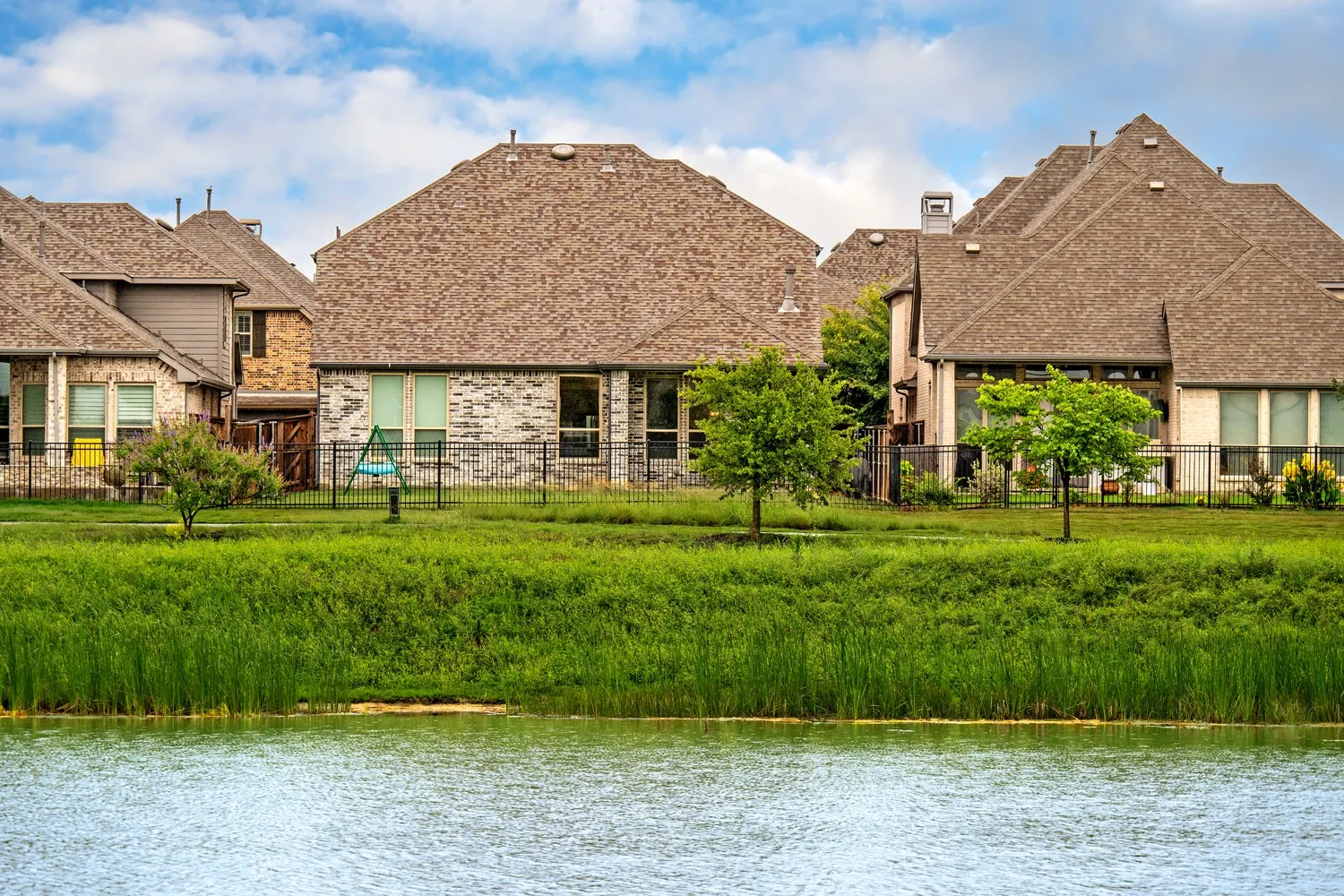 Single Family Residence For Sale in Collin County , 778 Corner Post Path, Celina, Texas 75009, 4 Bedrooms, 3 Bathrooms, 2 Garage spaces, 2,954 Sqft, built in 2020, Price $639,990, mls#21339249, Real Estate Agent in Celina, Homes For Sale in Collin county, Homes For Sale in Celina, Realtor in Celina Texas, Real Estate Brokerage Independent Realty Texas, Luminita Cordes Realtor