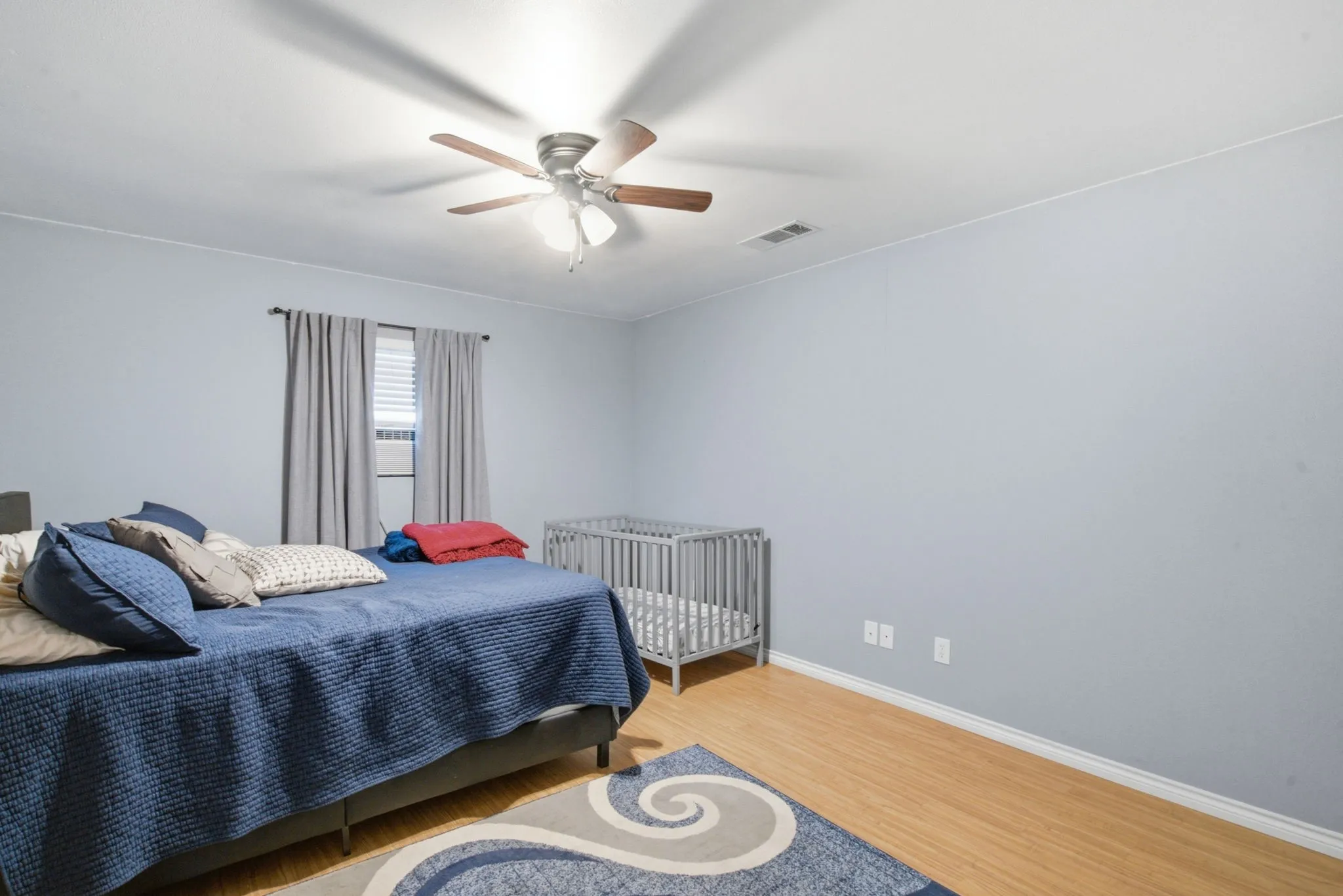 Single Family Residence For Sale in Comanche County , 917 E Ross Avenue, De Leon, Texas 76444, 3 Bedroom, 2 Bathroom, Garage spaces, 2,139 Sqft, built in 1986, mls#21341434, Real Estate Agent in De Leon, Homes For Sale in Comanche county, Homes For Sale in De Leon, Realtor in De Leon Texas, Real Estate Brokerage Independent Realty Texas, Luminita Cordes Realtor