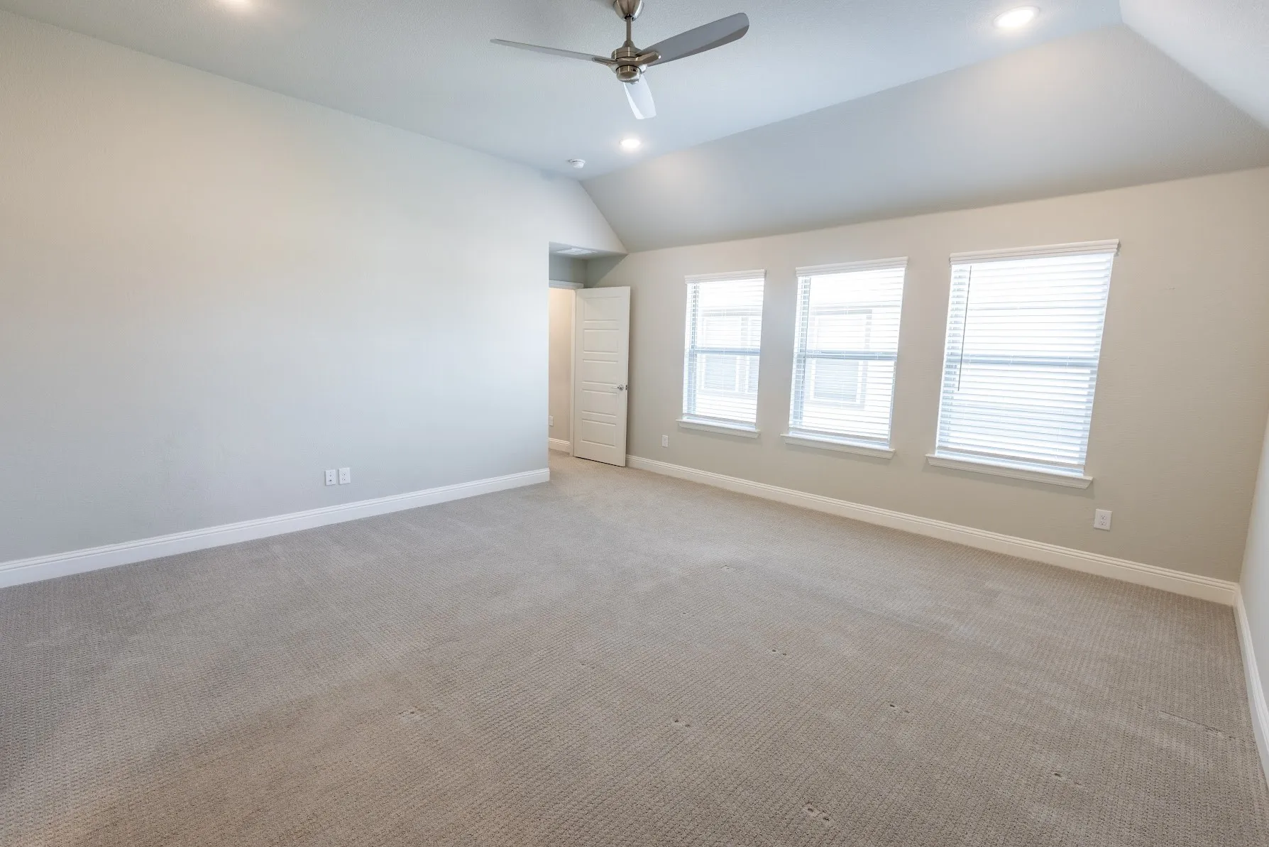 Single Family Residence For Rent in Denton County , 8521 Ottowa Ridge, Frisco, Texas 75034, 3 Bedroom, 3 Bathroom, 2 Garage spaces, 2,383 Sqft, built in 2019, mls#21341802, Real Estate Agent in Frisco, Homes For Rent in Denton county, Homes For Rent in Frisco, Realtor in Frisco Texas, Real Estate Brokerage Independent Realty Texas, Luminita Cordes Realtor