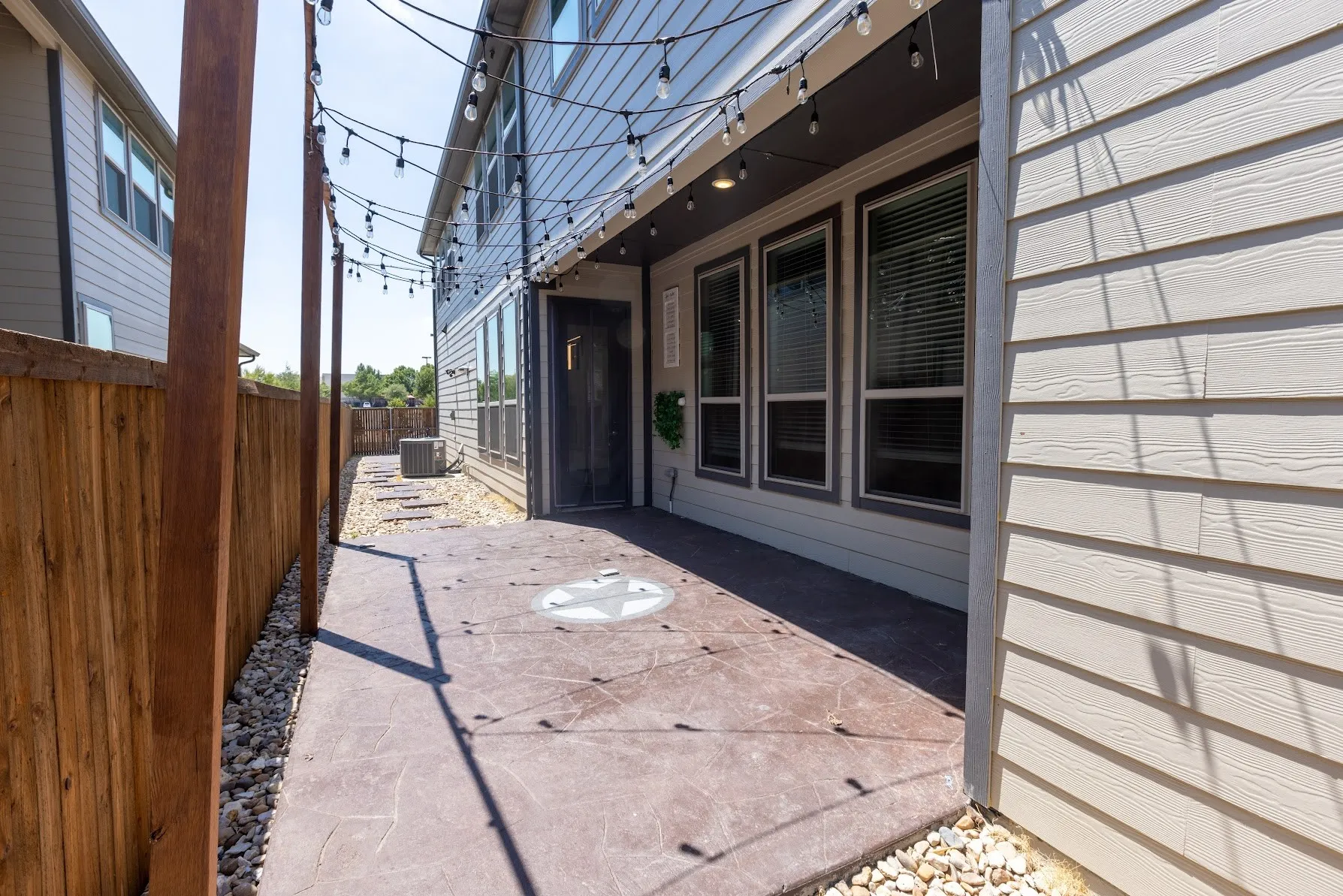 Single Family Residence For Rent in Denton County , 8521 Ottowa Ridge, Frisco, Texas 75034, 3 Bedroom, 3 Bathroom, 2 Garage spaces, 2,383 Sqft, built in 2019, mls#21341802, Real Estate Agent in Frisco, Homes For Rent in Denton county, Homes For Rent in Frisco, Realtor in Frisco Texas, Real Estate Brokerage Independent Realty Texas, Luminita Cordes Realtor