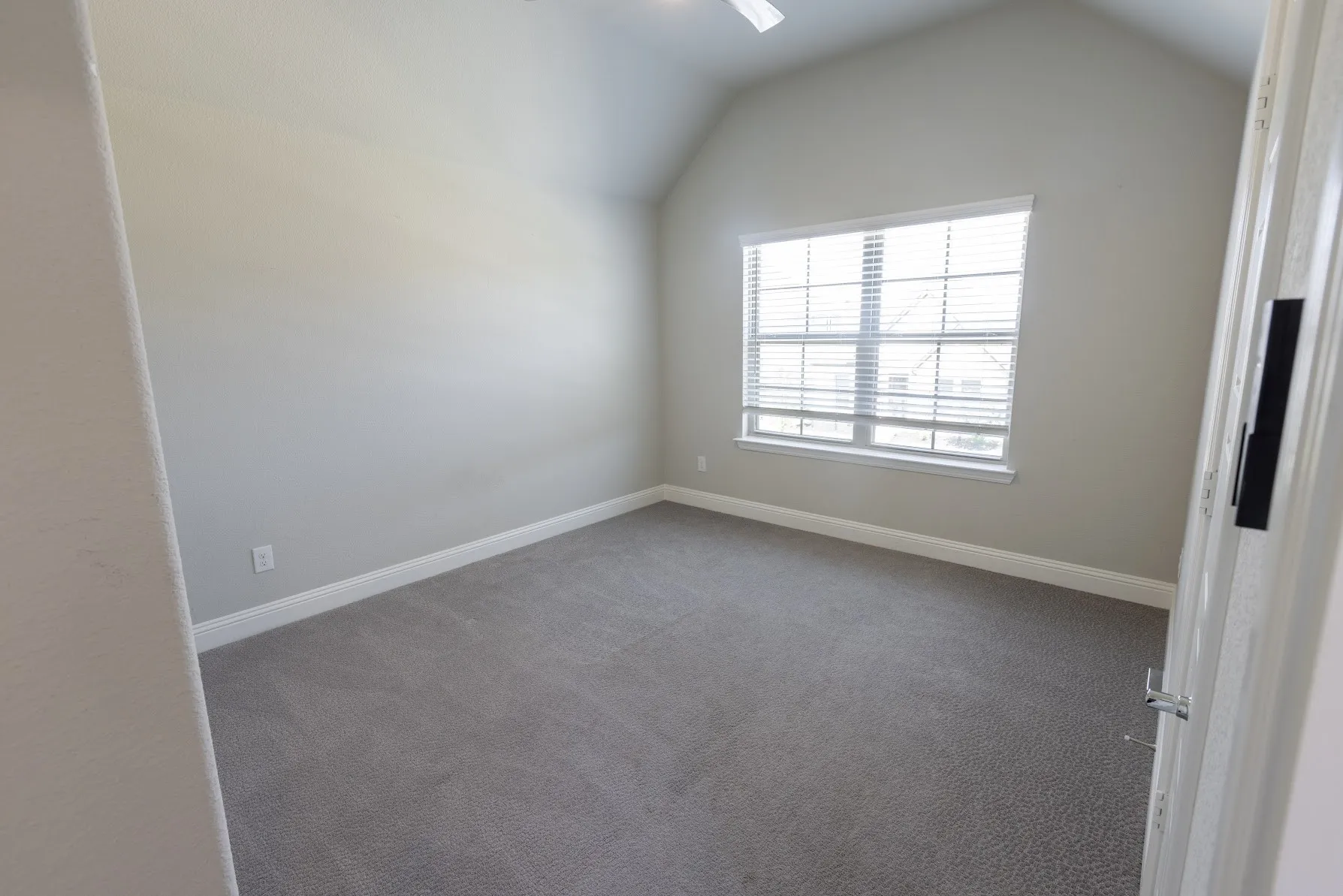 Single Family Residence For Rent in Denton County , 8521 Ottowa Ridge, Frisco, Texas 75034, 3 Bedroom, 3 Bathroom, 2 Garage spaces, 2,383 Sqft, built in 2019, mls#21341802, Real Estate Agent in Frisco, Homes For Rent in Denton county, Homes For Rent in Frisco, Realtor in Frisco Texas, Real Estate Brokerage Independent Realty Texas, Luminita Cordes Realtor