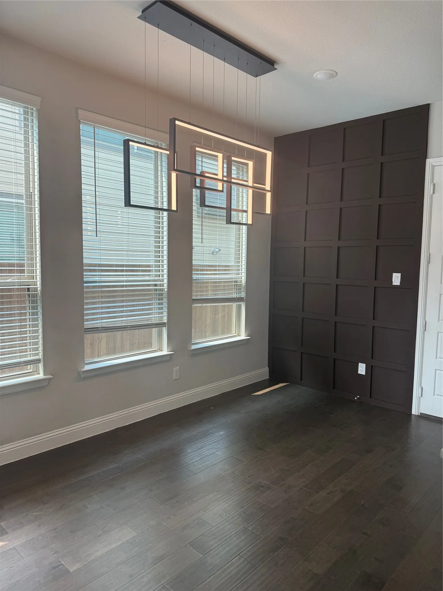 Single Family Residence For Rent in Denton County , 8521 Ottowa Ridge, Frisco, Texas 75034, 3 Bedroom, 3 Bathroom, 2 Garage spaces, 2,383 Sqft, built in 2019, mls#21341802, Real Estate Agent in Frisco, Homes For Rent in Denton county, Homes For Rent in Frisco, Realtor in Frisco Texas, Real Estate Brokerage Independent Realty Texas, Luminita Cordes Realtor