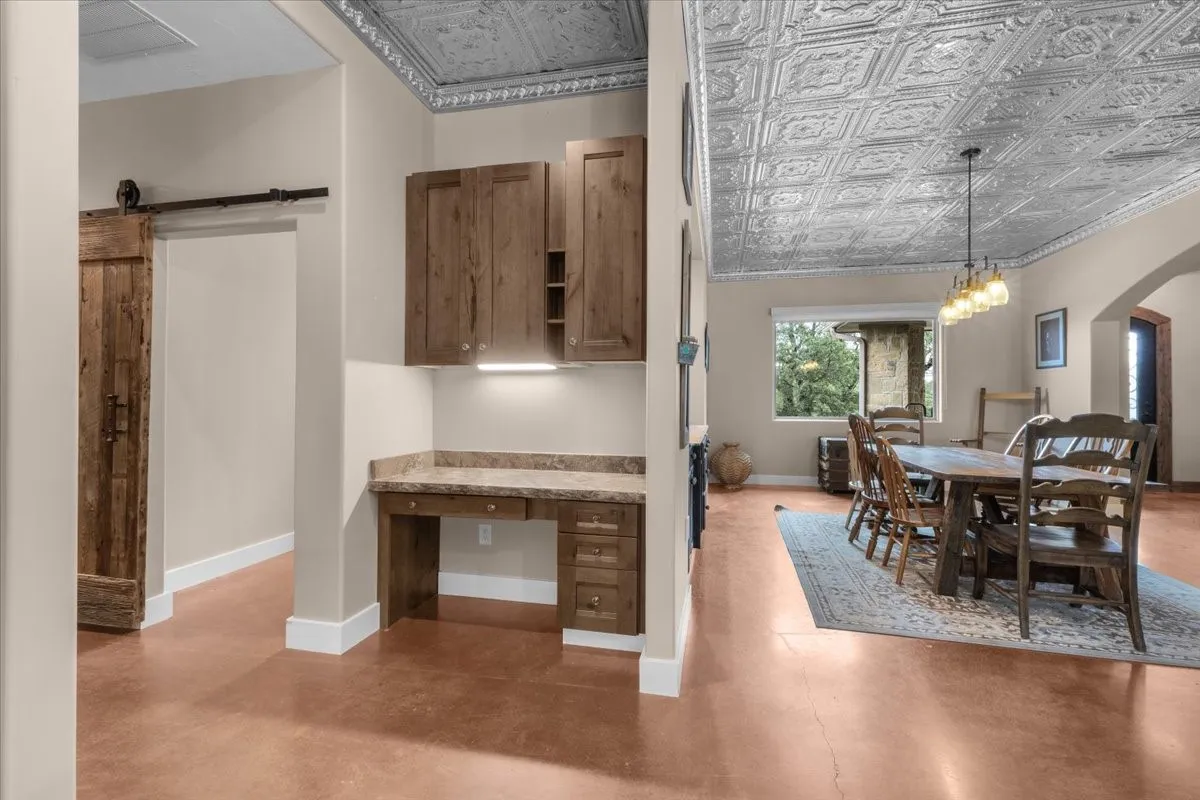 Single Family Residence For Sale in Parker County , 3699 Hott Lane, Weatherford, Texas 76088, 4 Bedroom, 3 Bathroom, 3 Garage spaces, 4,992 Sqft, built in 2017, mls#21314775, Real Estate Agent in Weatherford, Homes For Sale in Parker county, Homes For Sale in Weatherford, Realtor in Weatherford Texas, Real Estate Brokerage Independent Realty Texas, Luminita Cordes Realtor