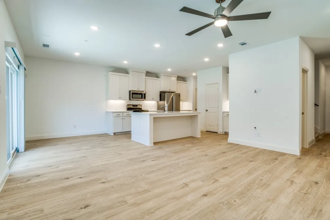 Townhouse For Rent in Collin County , 1363 Whipsaw Trail, Celina, Texas 75009, 3 Bedroom, 3 Bathroom, 2 Garage spaces, 1,888 Sqft, built in 2024, mls#21341811, Real Estate Agent in Celina, Homes For Rent in Collin county, Homes For Rent in Celina, Realtor in Celina Texas, Real Estate Brokerage Independent Realty Texas, Luminita Cordes Realtor