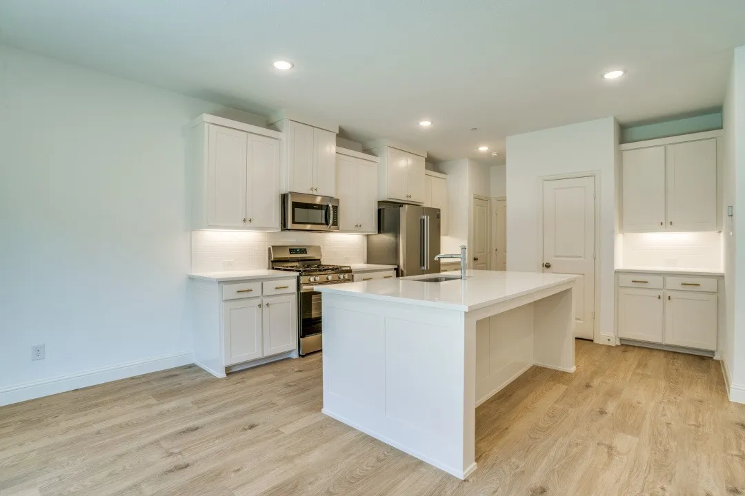 Townhouse For Rent in Collin County , 1363 Whipsaw Trail, Celina, Texas 75009, 3 Bedroom, 3 Bathroom, 2 Garage spaces, 1,888 Sqft, built in 2024, mls#21341811, Real Estate Agent in Celina, Homes For Rent in Collin county, Homes For Rent in Celina, Realtor in Celina Texas, Real Estate Brokerage Independent Realty Texas, Luminita Cordes Realtor