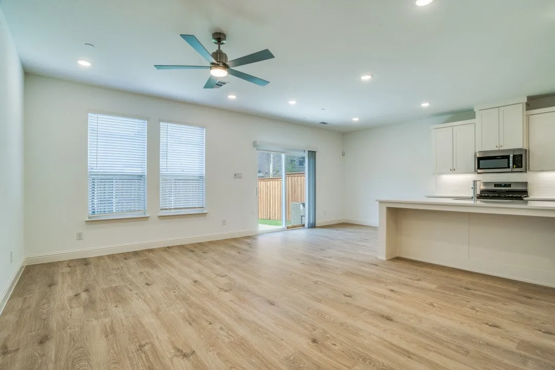 Townhouse For Rent in Collin County , 1363 Whipsaw Trail, Celina, Texas 75009, 3 Bedroom, 3 Bathroom, 2 Garage spaces, 1,888 Sqft, built in 2024, mls#21341811, Real Estate Agent in Celina, Homes For Rent in Collin county, Homes For Rent in Celina, Realtor in Celina Texas, Real Estate Brokerage Independent Realty Texas, Luminita Cordes Realtor