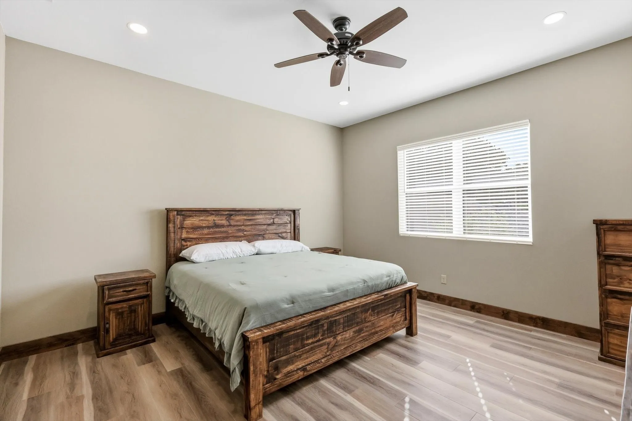 Single Family Residence For Sale in Palo Pinto County , 4971 Hawk Road, Possum Kingdom Lake, Texas 76450, 6 Bedroom, 7 Bathroom, Garage spaces, 5,000 Sqft, built in 2026, Price $2,599,999, mls#21337393, Real Estate Agent in Possum Kingdom Lake, Homes For Sale in Palo Pinto county, Homes For Sale in Possum Kingdom Lake, Realtor in Possum Kingdom Lake Texas, Real Estate Brokerage Independent Realty Texas, Luminita Cordes Realtor