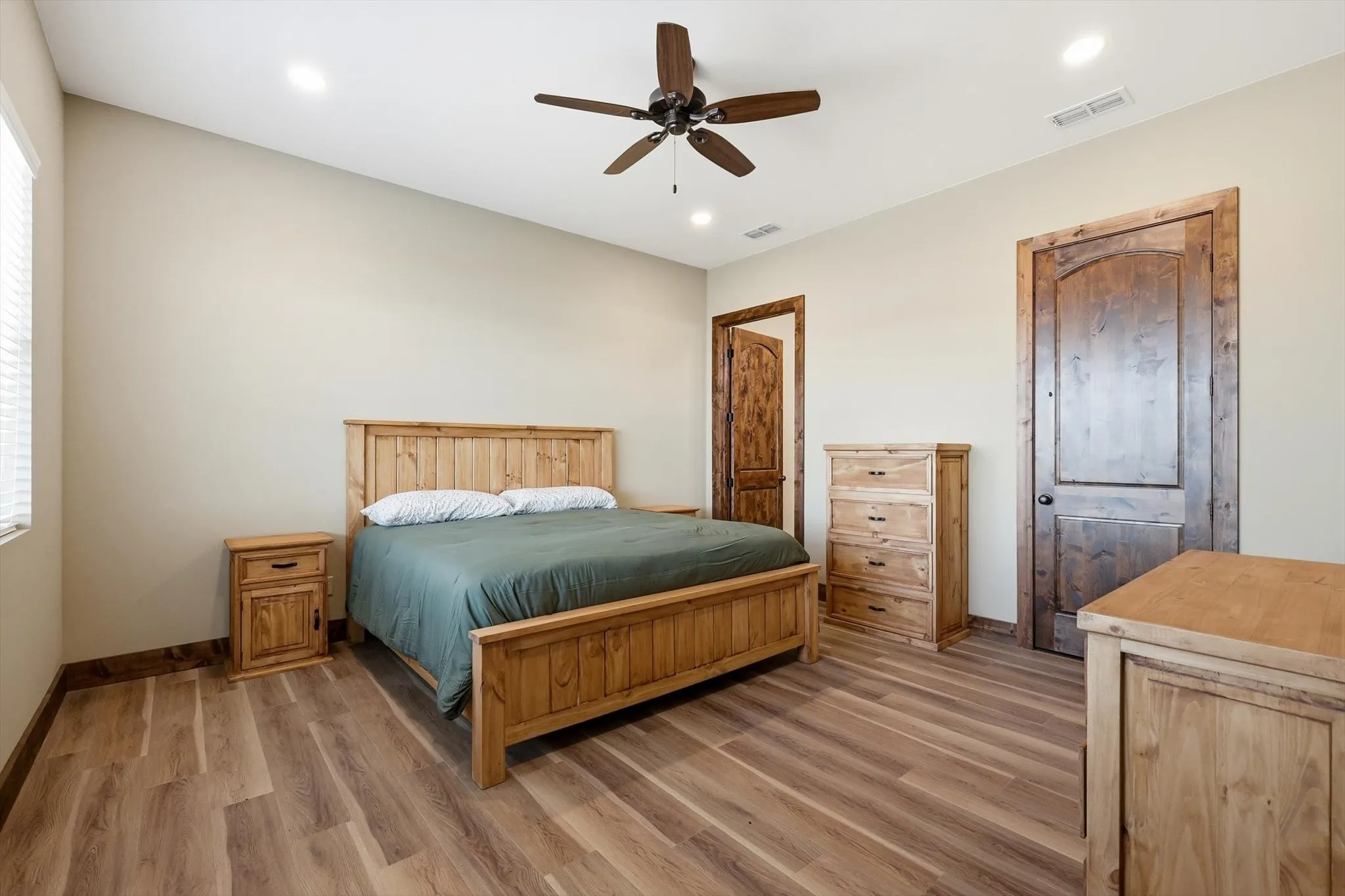 Single Family Residence For Sale in Palo Pinto County , 4971 Hawk Road, Possum Kingdom Lake, Texas 76450, 6 Bedroom, 7 Bathroom, Garage spaces, 5,000 Sqft, built in 2026, Price $2,599,999, mls#21337393, Real Estate Agent in Possum Kingdom Lake, Homes For Sale in Palo Pinto county, Homes For Sale in Possum Kingdom Lake, Realtor in Possum Kingdom Lake Texas, Real Estate Brokerage Independent Realty Texas, Luminita Cordes Realtor