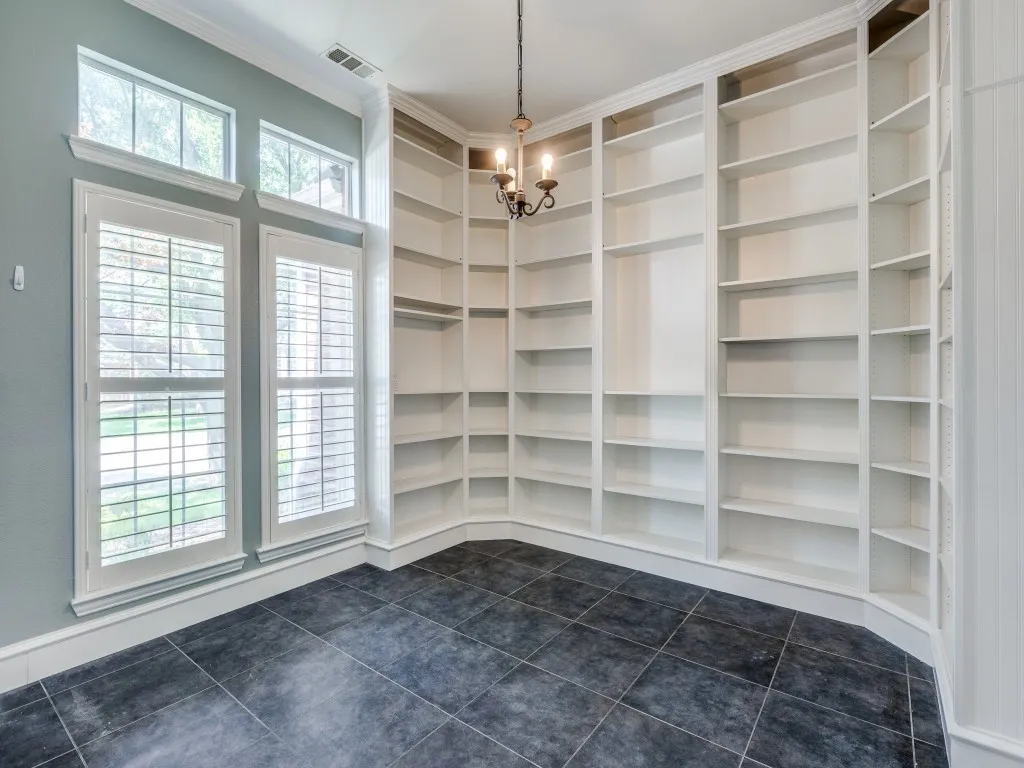 Single Family Residence For Sale in Collin County , 4684 Old Pond Drive, Plano, Texas 75024, 4 Bedrooms, 4 Bathrooms, 3 Garage spaces, 3,417 Sqft, built in 1999, Price $750,000, mls#21340102, Real Estate Agent in Plano, Homes For Sale in Collin county, Homes For Sale in Plano, Realtor in Plano Texas, Real Estate Brokerage Independent Realty Texas, Luminita Cordes Realtor
