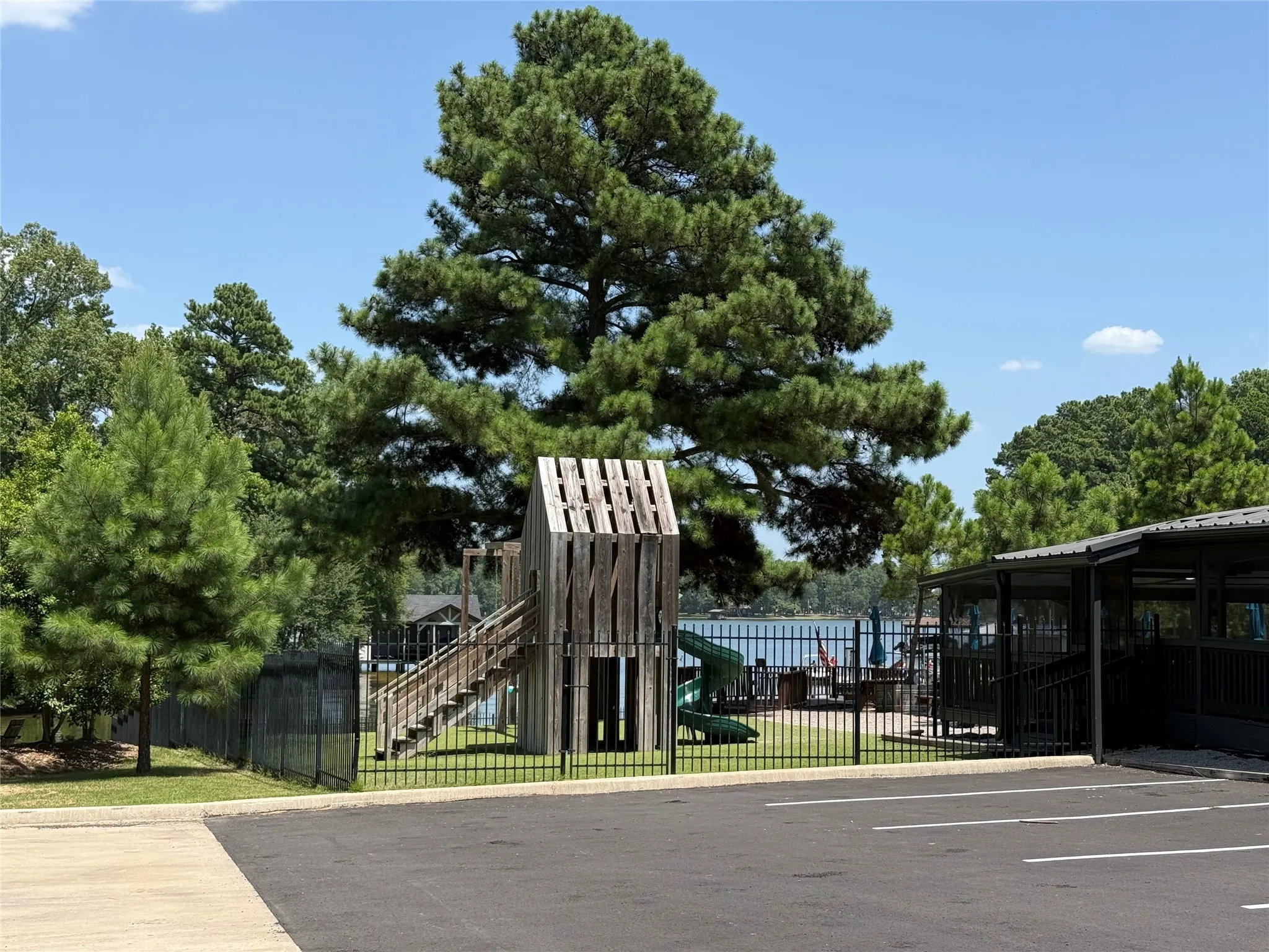 Unimproved Land For Sale in Franklin (TX) County , TBD Whispering Pine Trail, Mount Vernon, Texas 75457, 0, 0, Garage spaces, 0 Sqft, built in 0, Price $11,000, mls#21341840, Real Estate Agent in Mount Vernon, Homes For Sale in Franklin (TX) county, Homes For Sale in Mount Vernon, Realtor in Mount Vernon Texas, Real Estate Brokerage Independent Realty Texas, Luminita Cordes Realtor
