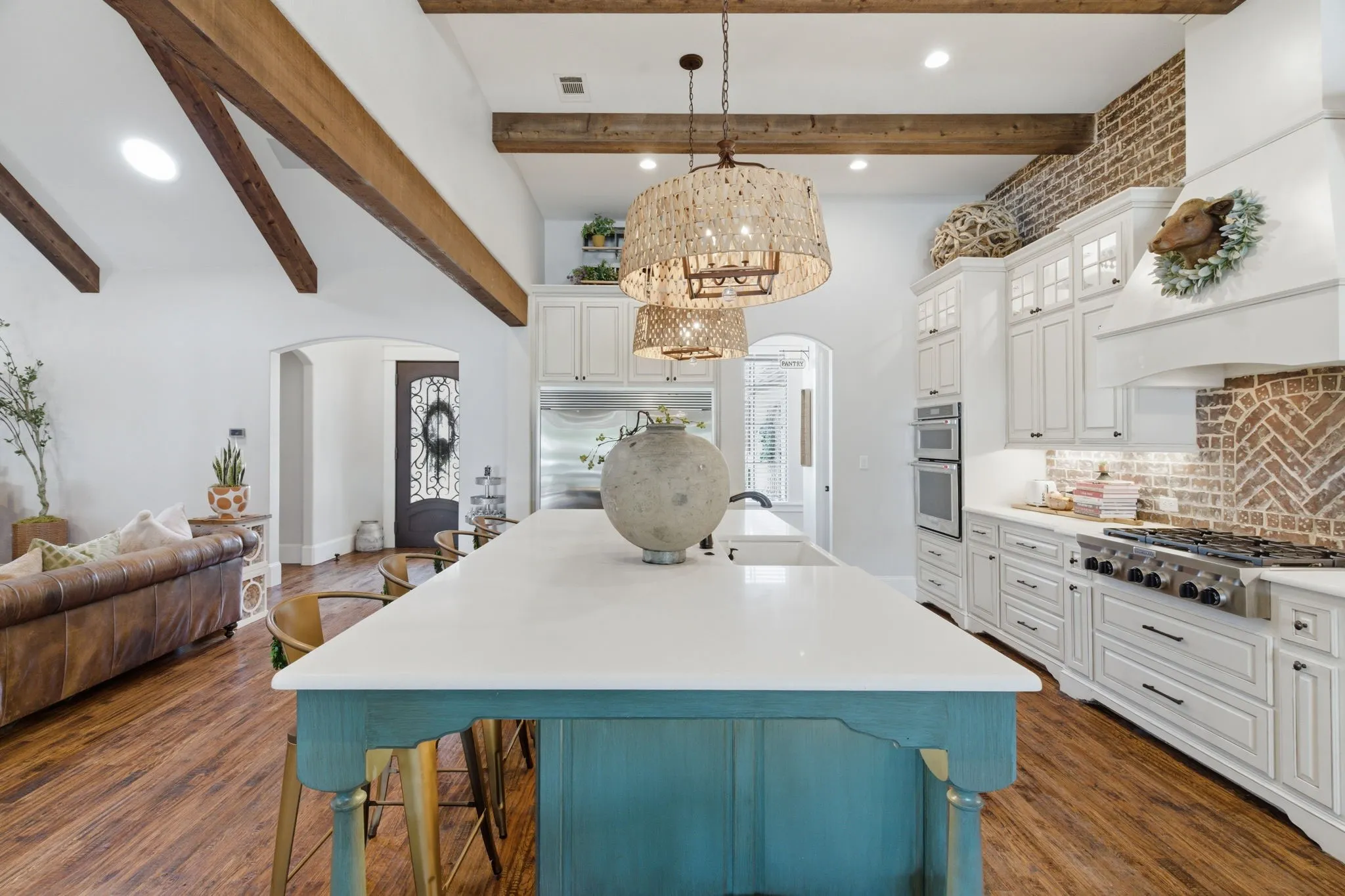 Single Family Residence For Sale in Denton County , 904 Fincher Trail, Argyle, Texas 76226, 5 Bedrooms, 5 Bathrooms, 3 Garage spaces, 4,158 Sqft, built in 2017, Price $1,675,000, mls#21339067, Real Estate Agent in Argyle, Homes For Sale in Denton county, Homes For Sale in Argyle, Realtor in Argyle Texas, Real Estate Brokerage Independent Realty Texas, Luminita Cordes Realtor