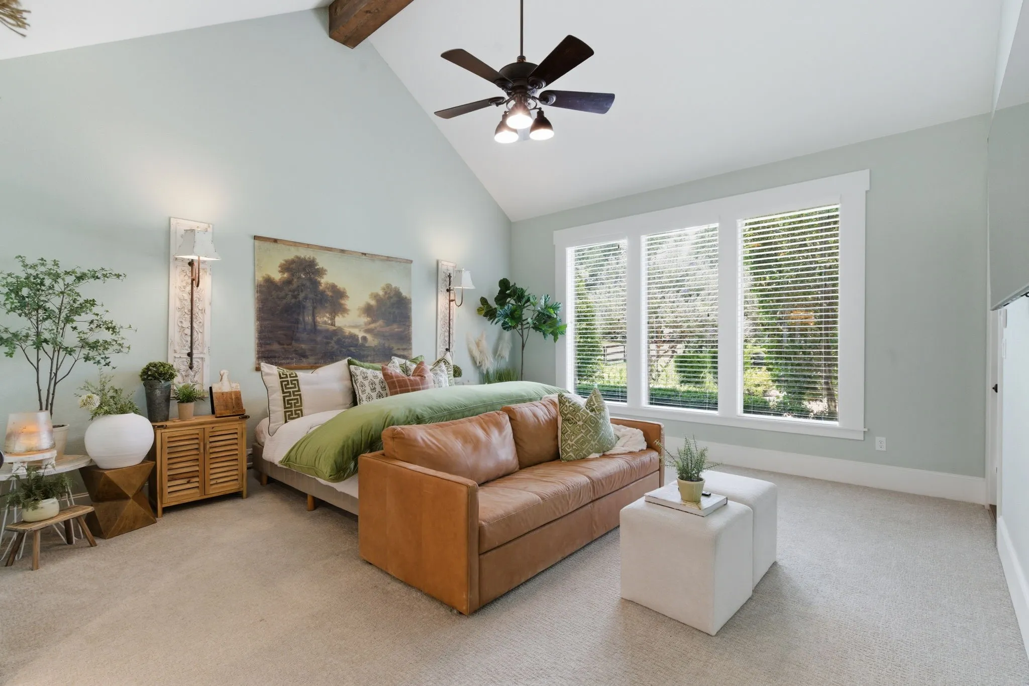 Single Family Residence For Sale in Denton County , 904 Fincher Trail, Argyle, Texas 76226, 5 Bedrooms, 5 Bathrooms, 3 Garage spaces, 4,158 Sqft, built in 2017, Price $1,675,000, mls#21339067, Real Estate Agent in Argyle, Homes For Sale in Denton county, Homes For Sale in Argyle, Realtor in Argyle Texas, Real Estate Brokerage Independent Realty Texas, Luminita Cordes Realtor