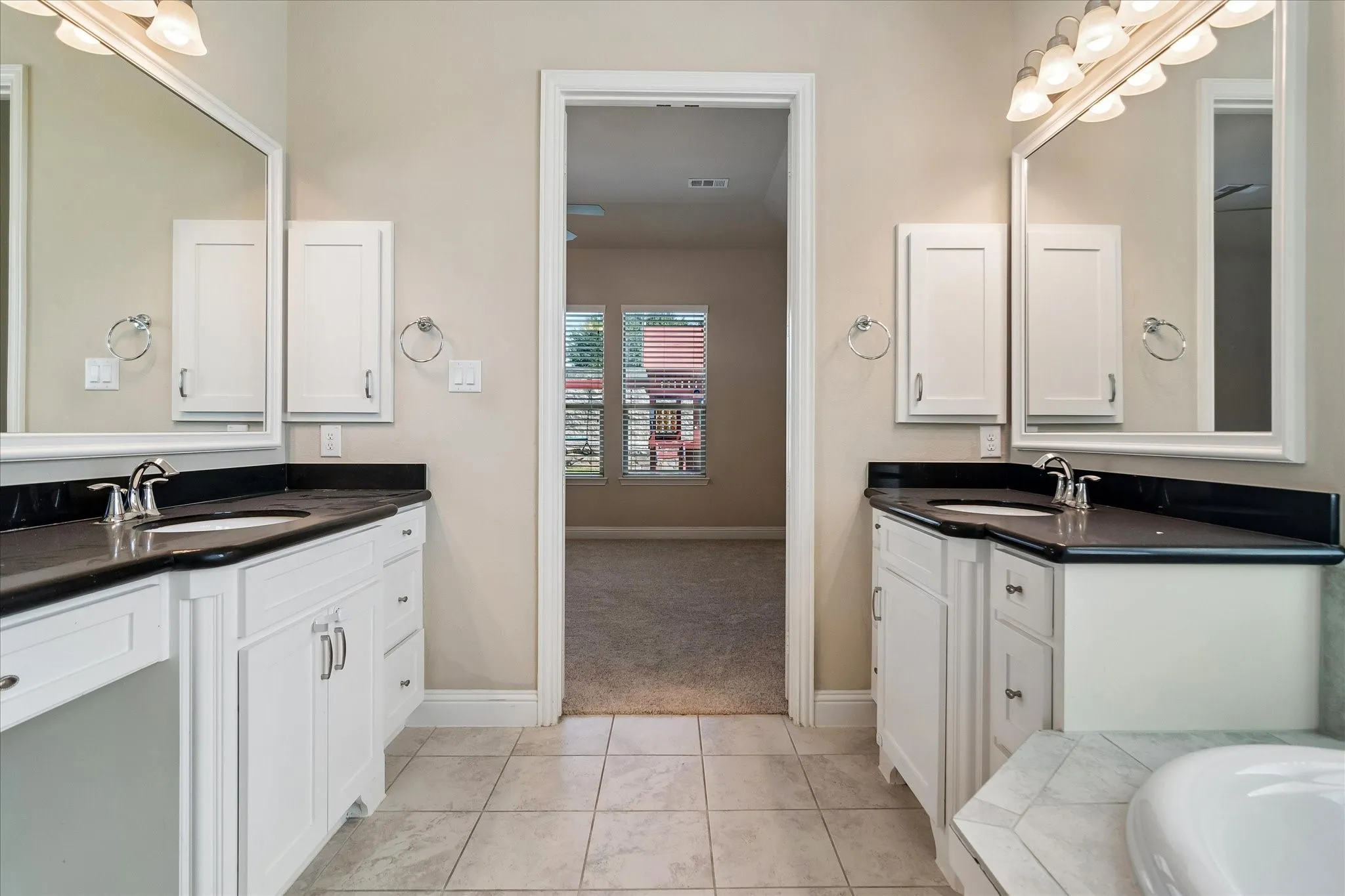 Single Family Residence For Sale in Collin County , 6500 Palo Alto Street, Mc Kinney, Texas 75070, 4 Bedroom, 4 Bathroom, 2 Garage spaces, 3,593 Sqft, built in 2017, mls#21335873, Real Estate Agent in Mc Kinney, Homes For Sale in Collin county, Homes For Sale in Mc Kinney, Realtor in Mc Kinney Texas, Real Estate Brokerage Independent Realty Texas, Luminita Cordes Realtor
