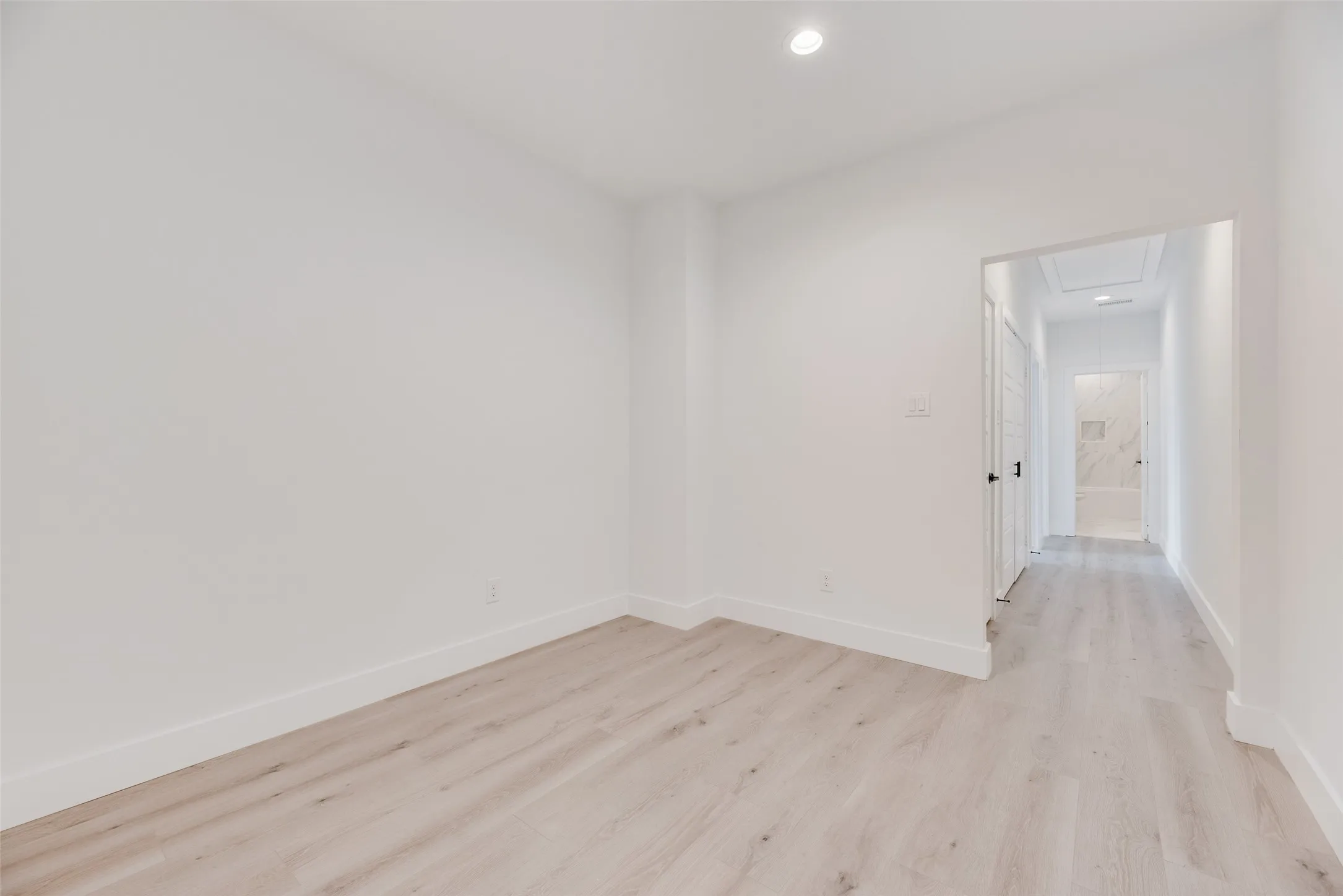 Single Family Residence For Sale in Dallas County , 2326 Fairfax Drive, Irving, Texas 75060, 3 Bedroom, 3 Bathroom, 2 Garage spaces, 2,047 Sqft, built in 2025, mls#21341859, Real Estate Agent in Irving, Homes For Sale in Dallas county, Homes For Sale in Irving, Realtor in Irving Texas, Real Estate Brokerage Independent Realty Texas, Luminita Cordes Realtor