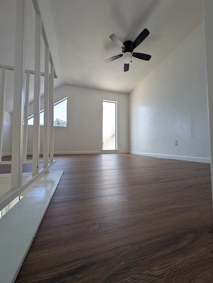 Condominium For Sale in Tarrant County , 2307 Balsam Drive L213, Arlington, Texas 76006, 1 Bedroom, 1 Bathroom, Garage spaces, 774 Sqft, built in 1983, Price $138,000, mls#21341844, Real Estate Agent in Arlington, Homes For Sale in Tarrant county, Homes For Sale in Arlington, Realtor in Arlington Texas, Real Estate Brokerage Independent Realty Texas, Luminita Cordes Realtor