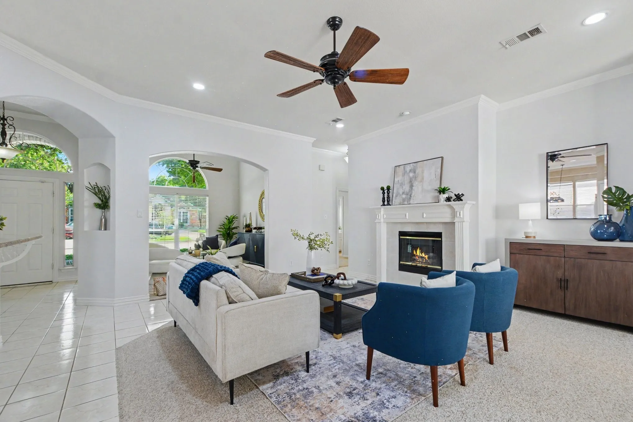 Single Family Residence For Sale in Denton County , 3639 White River Drive, Dallas, Texas 75287, 4 Bedroom, 3 Bathroom, 2 Garage spaces, 2,519 Sqft, built in 1998, mls#21334380, Real Estate Agent in Dallas, Homes For Sale in Denton county, Homes For Sale in Dallas, Realtor in Dallas Texas, Real Estate Brokerage Independent Realty Texas, Luminita Cordes Realtor
