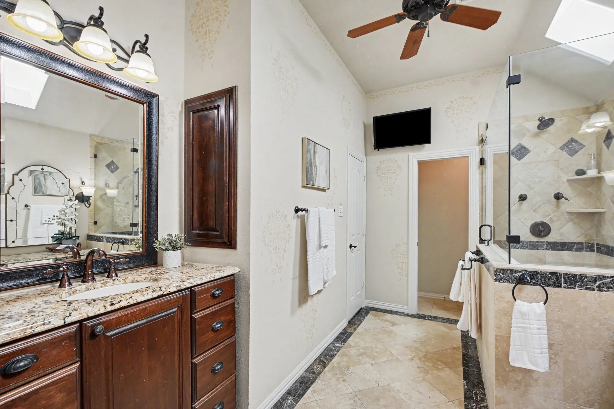 Single Family Residence For Sale in Denton County , 3639 White River Drive, Dallas, Texas 75287, 4 Bedroom, 3 Bathroom, 2 Garage spaces, 2,519 Sqft, built in 1998, mls#21334380, Real Estate Agent in Dallas, Homes For Sale in Denton county, Homes For Sale in Dallas, Realtor in Dallas Texas, Real Estate Brokerage Independent Realty Texas, Luminita Cordes Realtor