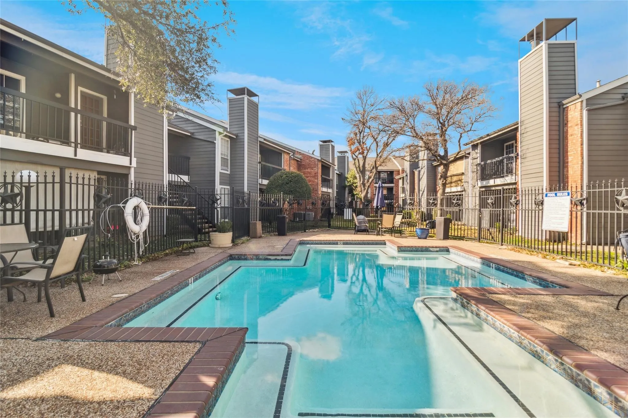 Condominium For Sale in Collin County , 18333 Roehampton Drive 714, Dallas, Texas 75252, 2 Bedroom, 1 Bathroom, Garage spaces, 737 Sqft, built in 1985, mls#21341871, Real Estate Agent in Dallas, Homes For Sale in Collin county, Homes For Sale in Dallas, Realtor in Dallas Texas, Real Estate Brokerage Independent Realty Texas, Luminita Cordes Realtor