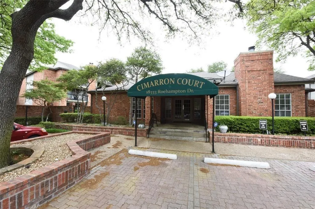 Condominium For Sale in Collin County , 18333 Roehampton Drive 714, Dallas, Texas 75252, 2 Bedroom, 1 Bathroom, Garage spaces, 737 Sqft, built in 1985, mls#21341871, Real Estate Agent in Dallas, Homes For Sale in Collin county, Homes For Sale in Dallas, Realtor in Dallas Texas, Real Estate Brokerage Independent Realty Texas, Luminita Cordes Realtor
