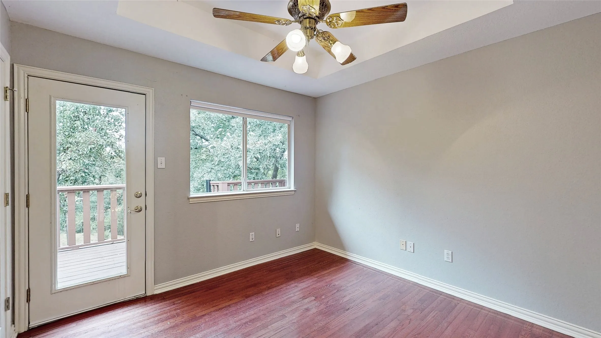 Single Family Residence For Sale in Denton County , 1701 Oriole Drive, Flower Mound, Texas 75022, 3 Bedroom, 4 Bathroom, 2 Garage spaces, 2,331 Sqft, built in 1995, mls#21341877, Real Estate Agent in Flower Mound, Homes For Sale in Denton county, Homes For Sale in Flower Mound, Realtor in Flower Mound Texas, Real Estate Brokerage Independent Realty Texas, Luminita Cordes Realtor