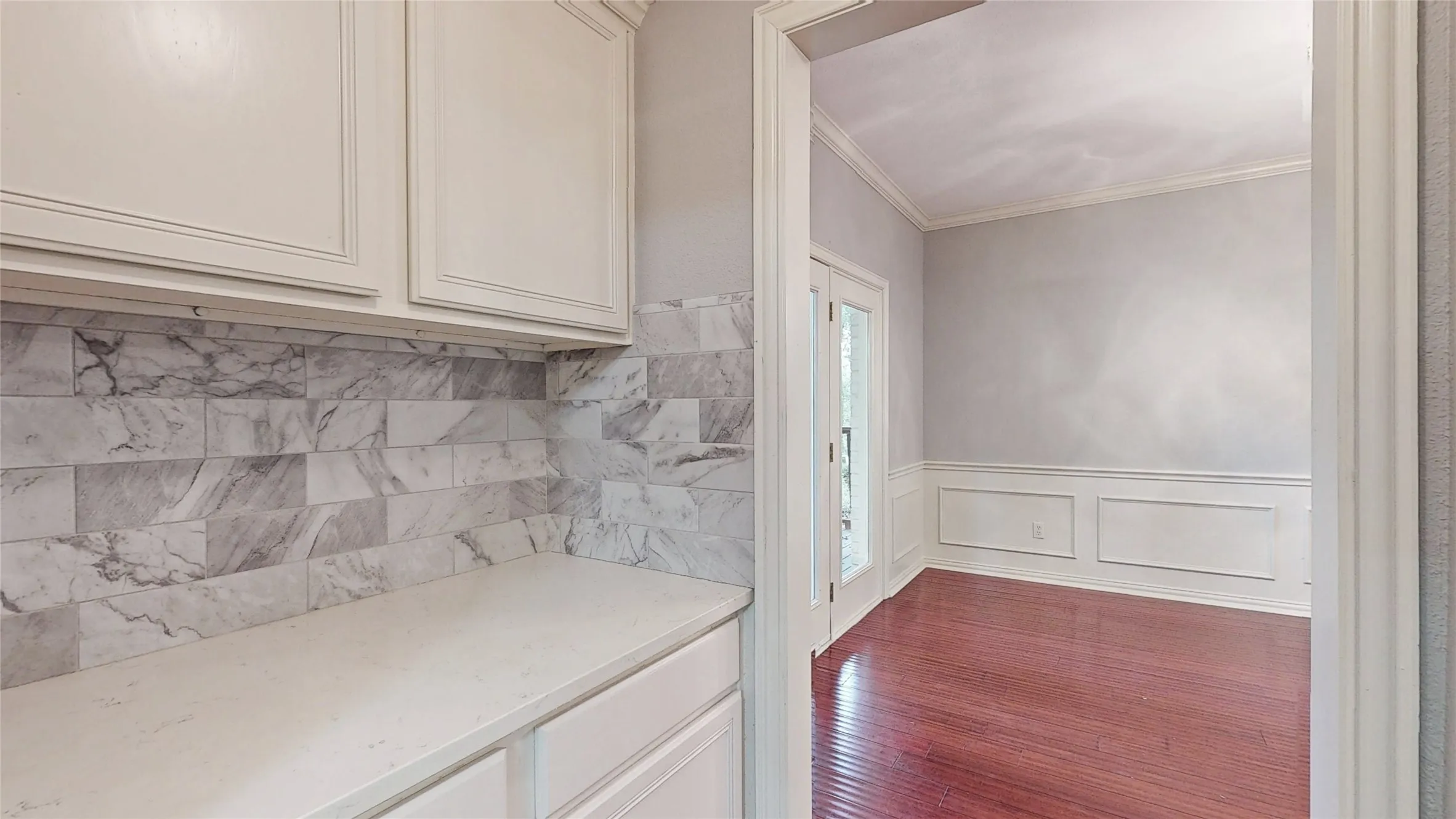 Single Family Residence For Sale in Denton County , 1701 Oriole Drive, Flower Mound, Texas 75022, 3 Bedroom, 4 Bathroom, 2 Garage spaces, 2,331 Sqft, built in 1995, mls#21341877, Real Estate Agent in Flower Mound, Homes For Sale in Denton county, Homes For Sale in Flower Mound, Realtor in Flower Mound Texas, Real Estate Brokerage Independent Realty Texas, Luminita Cordes Realtor