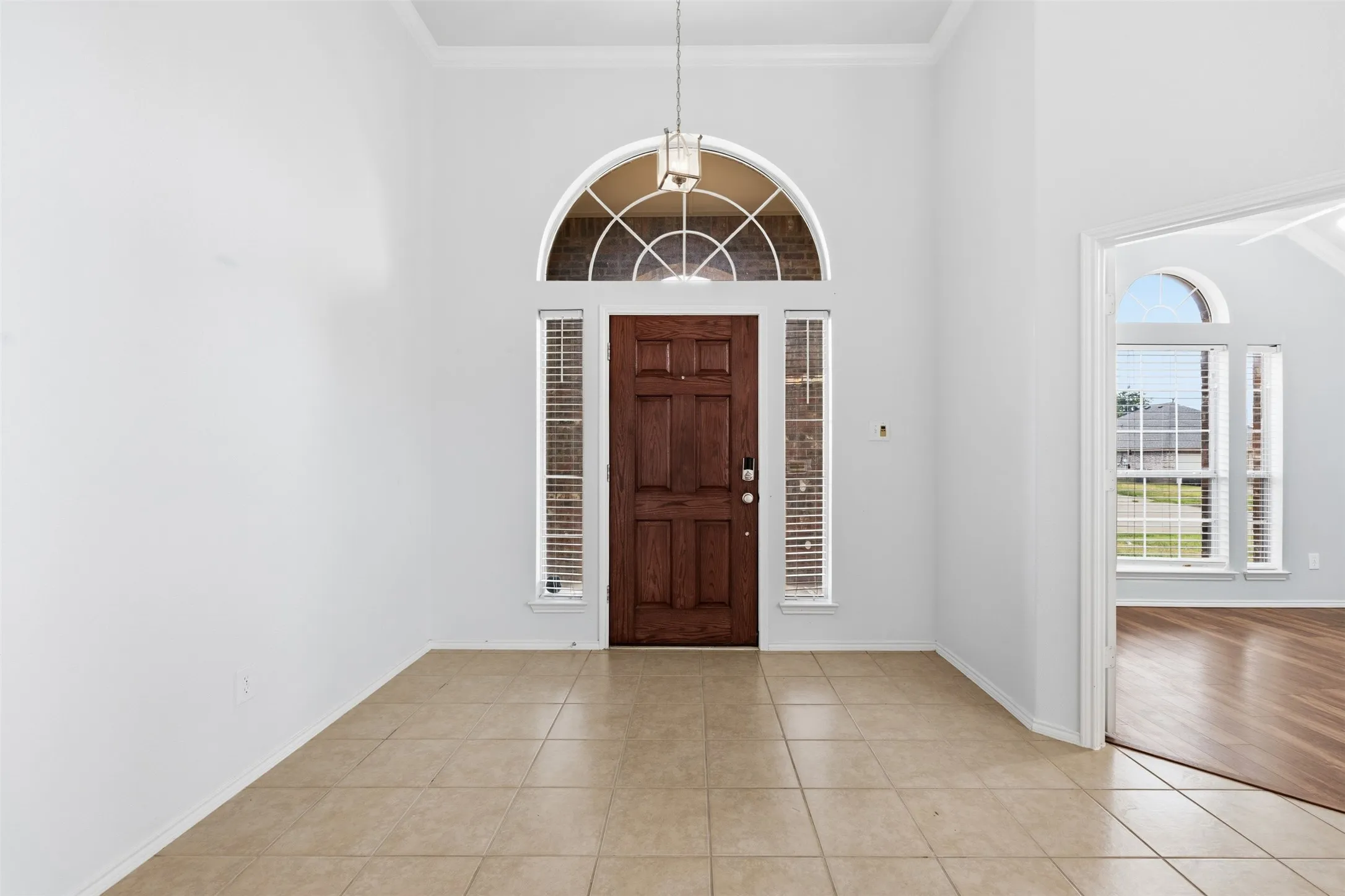 Single Family Residence For Sale in Ellis County , 3221 Canary Lane, Midlothian, Texas 76065, 4 Bedroom, 2 Bathroom, 2 Garage spaces, 2,039 Sqft, built in 2007, mls#21341878, Real Estate Agent in Midlothian, Homes For Sale in Ellis county, Homes For Sale in Midlothian, Realtor in Midlothian Texas, Real Estate Brokerage Independent Realty Texas, Luminita Cordes Realtor