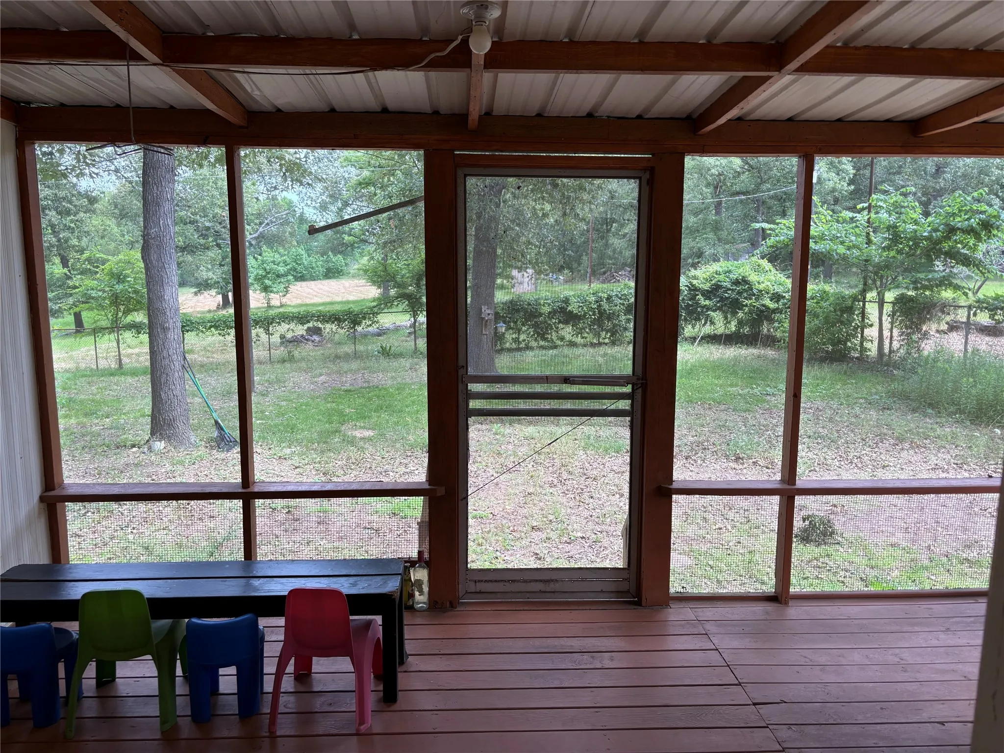 Manufactured Home For Sale in Van Zandt County , 895 VZ CR 4917, Ben Wheeler, Texas 75754, 2 Bedroom, 2 Bathroom, Garage spaces, 1,248 Sqft, built in 1977, mls#21315843, Real Estate Agent in Ben Wheeler, Homes For Sale in Van Zandt county, Homes For Sale in Ben Wheeler, Realtor in Ben Wheeler Texas, Real Estate Brokerage Independent Realty Texas, Luminita Cordes Realtor