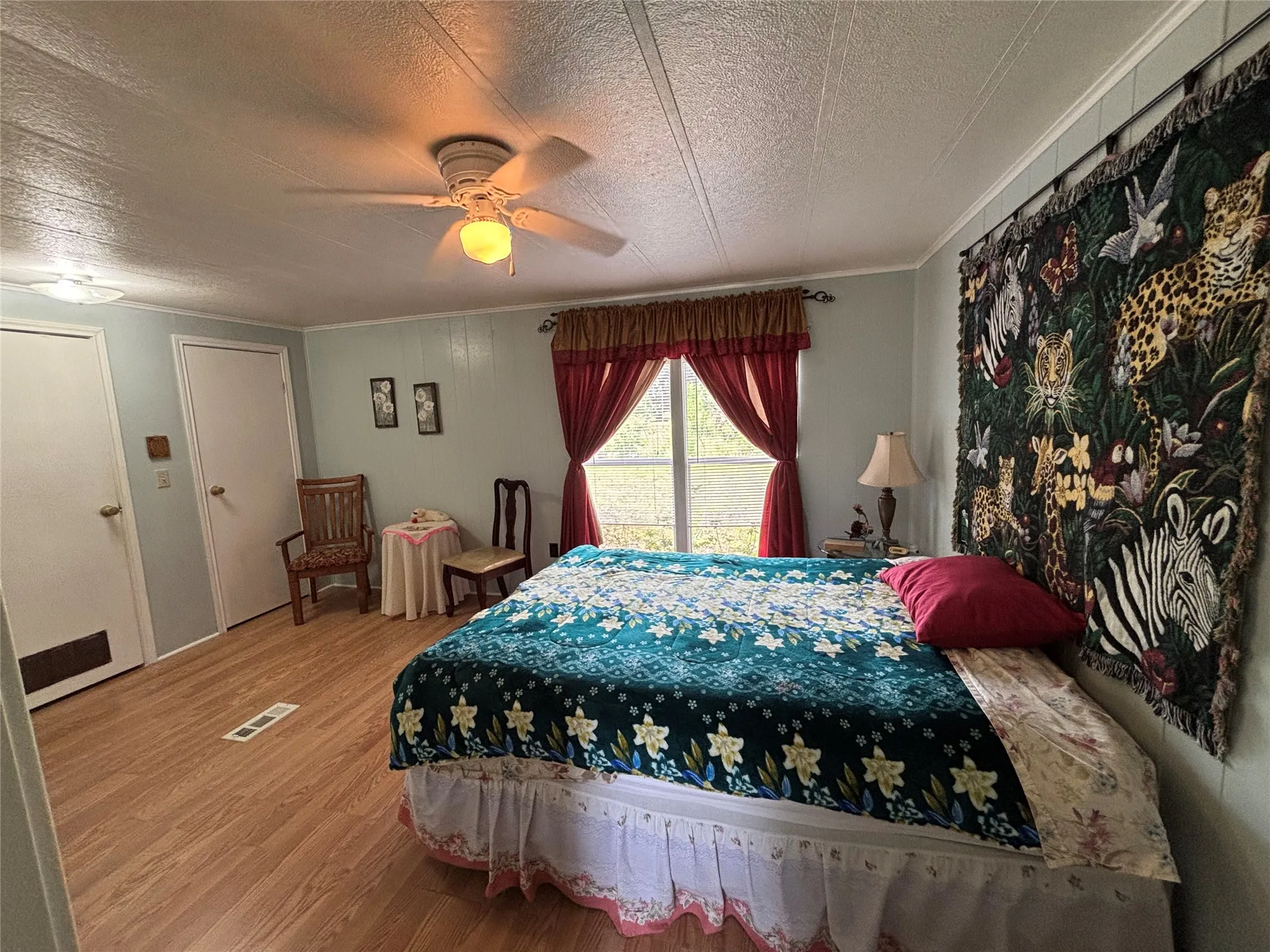 Manufactured Home For Sale in Van Zandt County , 895 VZ CR 4917, Ben Wheeler, Texas 75754, 2 Bedroom, 2 Bathroom, Garage spaces, 1,248 Sqft, built in 1977, mls#21315843, Real Estate Agent in Ben Wheeler, Homes For Sale in Van Zandt county, Homes For Sale in Ben Wheeler, Realtor in Ben Wheeler Texas, Real Estate Brokerage Independent Realty Texas, Luminita Cordes Realtor