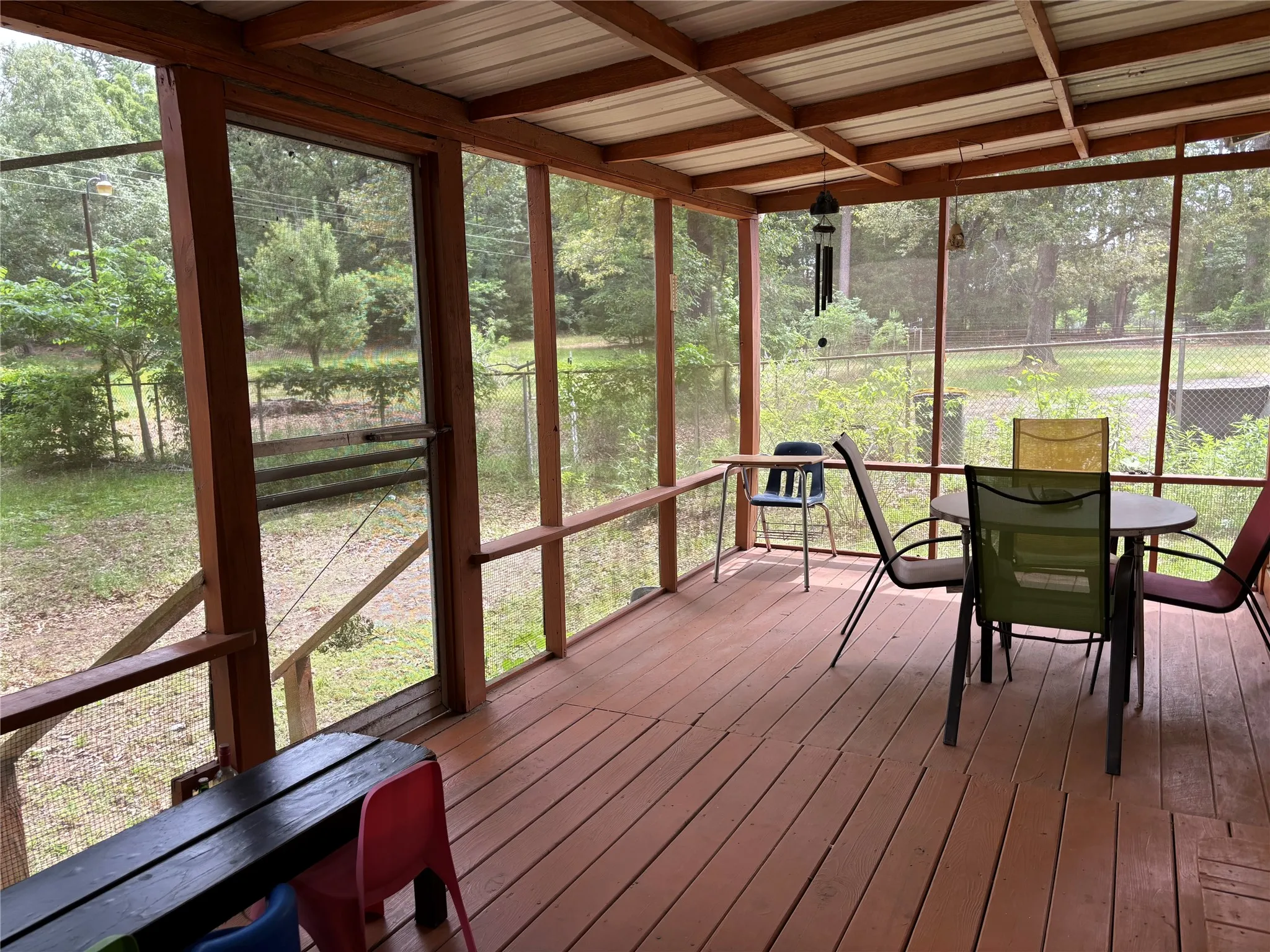 Manufactured Home For Sale in Van Zandt County , 895 VZ CR 4917, Ben Wheeler, Texas 75754, 2 Bedroom, 2 Bathroom, Garage spaces, 1,248 Sqft, built in 1977, mls#21315843, Real Estate Agent in Ben Wheeler, Homes For Sale in Van Zandt county, Homes For Sale in Ben Wheeler, Realtor in Ben Wheeler Texas, Real Estate Brokerage Independent Realty Texas, Luminita Cordes Realtor
