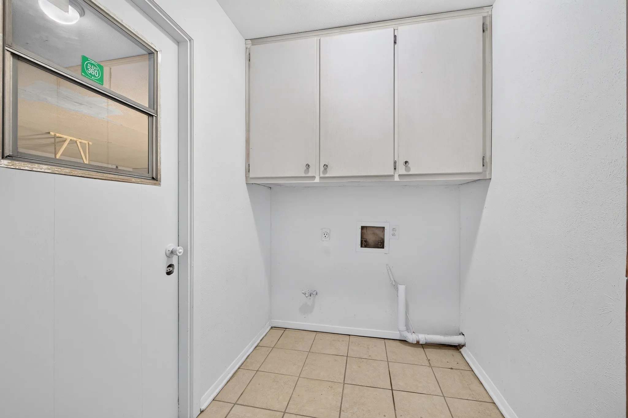 Single Family Residence For Sale in Tarrant County , 3505 Oak Haven Drive, Forest Hill, Texas 76119, 4 Bedroom, 2 Bathroom, 2 Garage spaces, 1,672 Sqft, built in 1966, mls#21262486, Real Estate Agent in Forest Hill, Homes For Sale in Tarrant county, Homes For Sale in Forest Hill, Realtor in Forest Hill Texas, Real Estate Brokerage Independent Realty Texas, Luminita Cordes Realtor