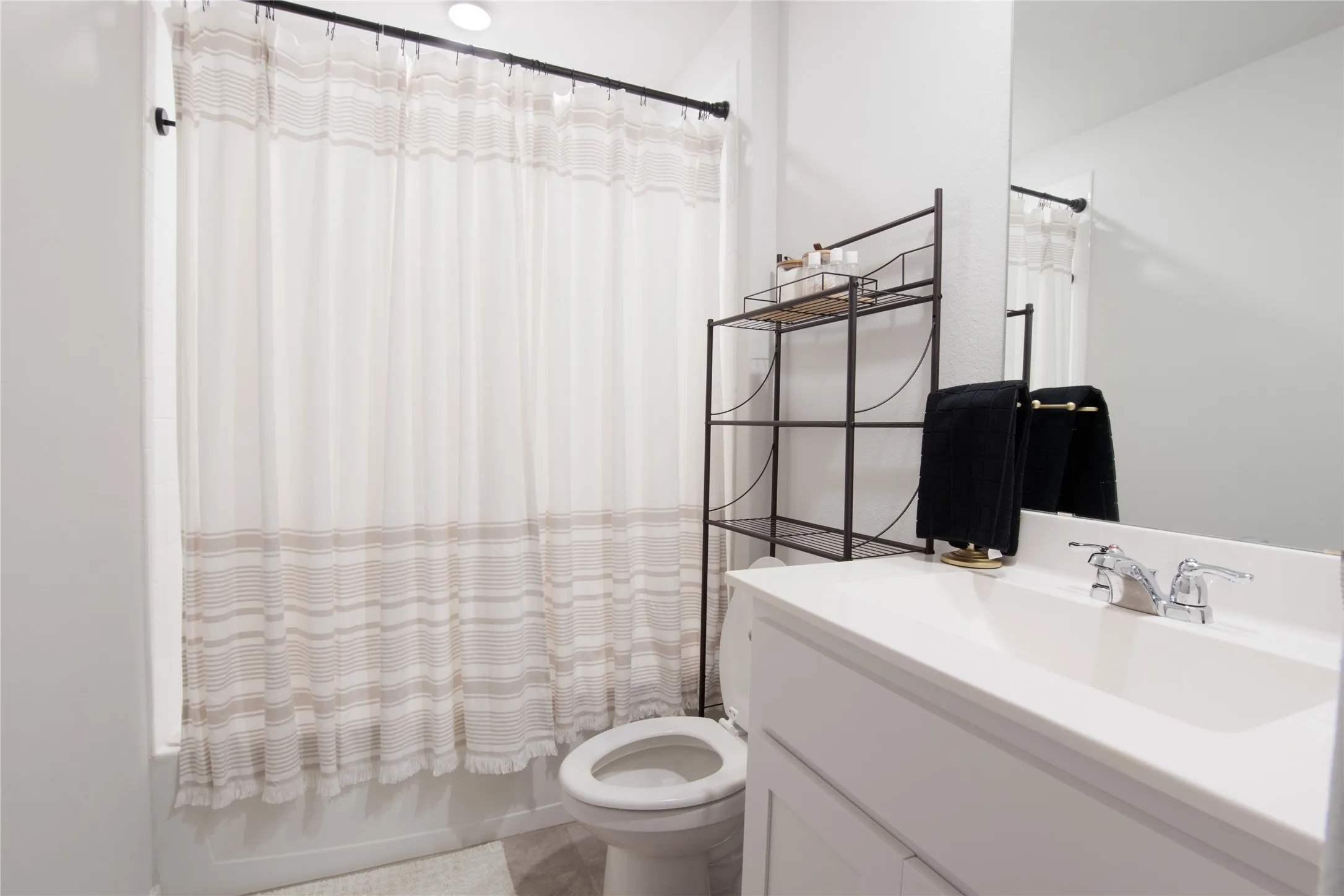 Single Family Residence For Rent in Tarrant County , 9501 Mountain Mint Drive, Fort Worth, Texas 76131, 3 Bedrooms, 2 Bathrooms, 1 Garage spaces, 1,860 Sqft, built in 2023, Price $3,000, mls#21341891, Real Estate Agent in Fort Worth, Homes For Rent in Tarrant county, Homes For Rent in Fort Worth, Realtor in Fort Worth Texas, Real Estate Brokerage Independent Realty Texas, Luminita Cordes Realtor