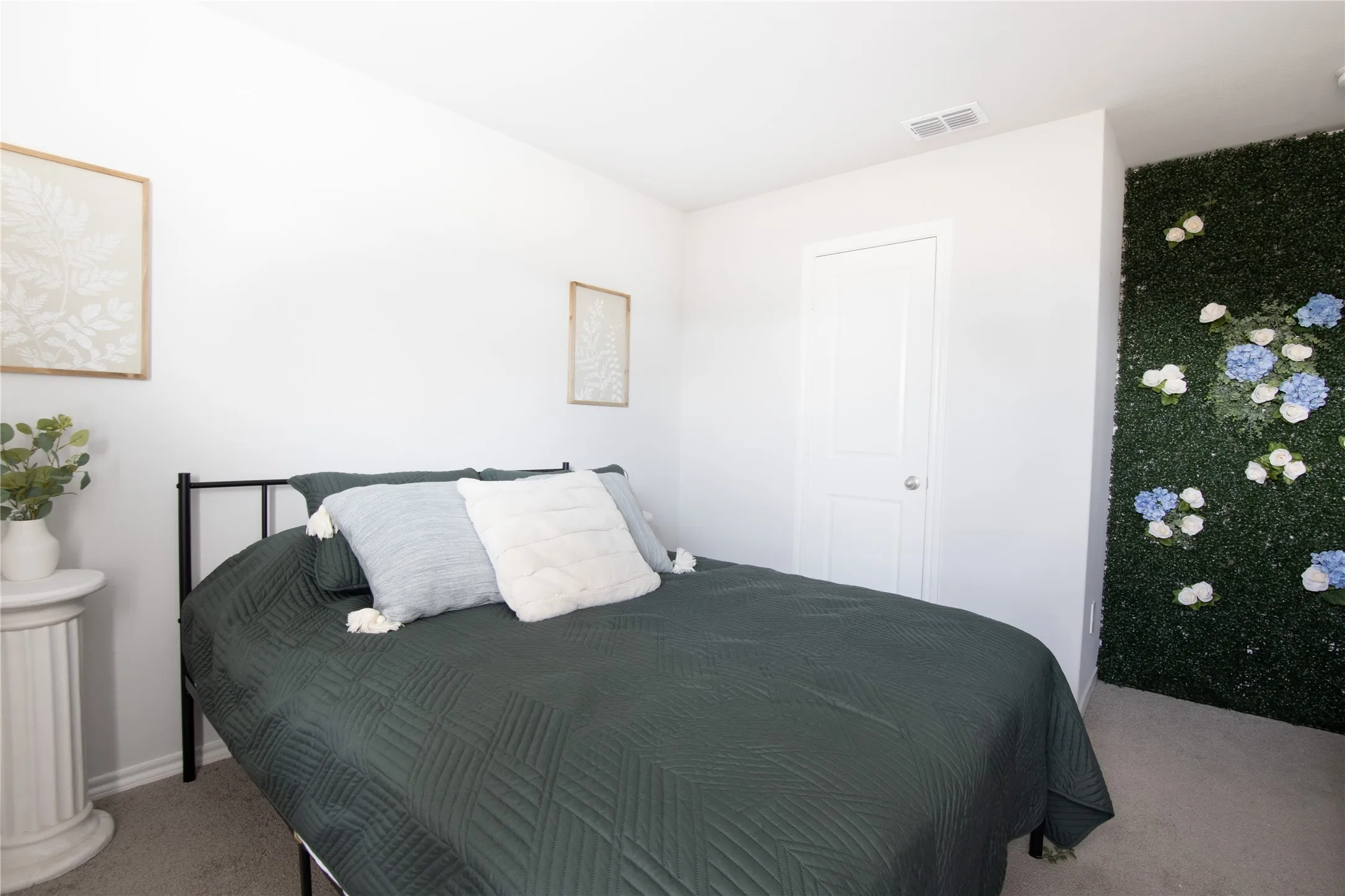 Single Family Residence For Rent in Tarrant County , 9501 Mountain Mint Drive, Fort Worth, Texas 76131, 3 Bedrooms, 2 Bathrooms, 1 Garage spaces, 1,860 Sqft, built in 2023, Price $3,000, mls#21341891, Real Estate Agent in Fort Worth, Homes For Rent in Tarrant county, Homes For Rent in Fort Worth, Realtor in Fort Worth Texas, Real Estate Brokerage Independent Realty Texas, Luminita Cordes Realtor