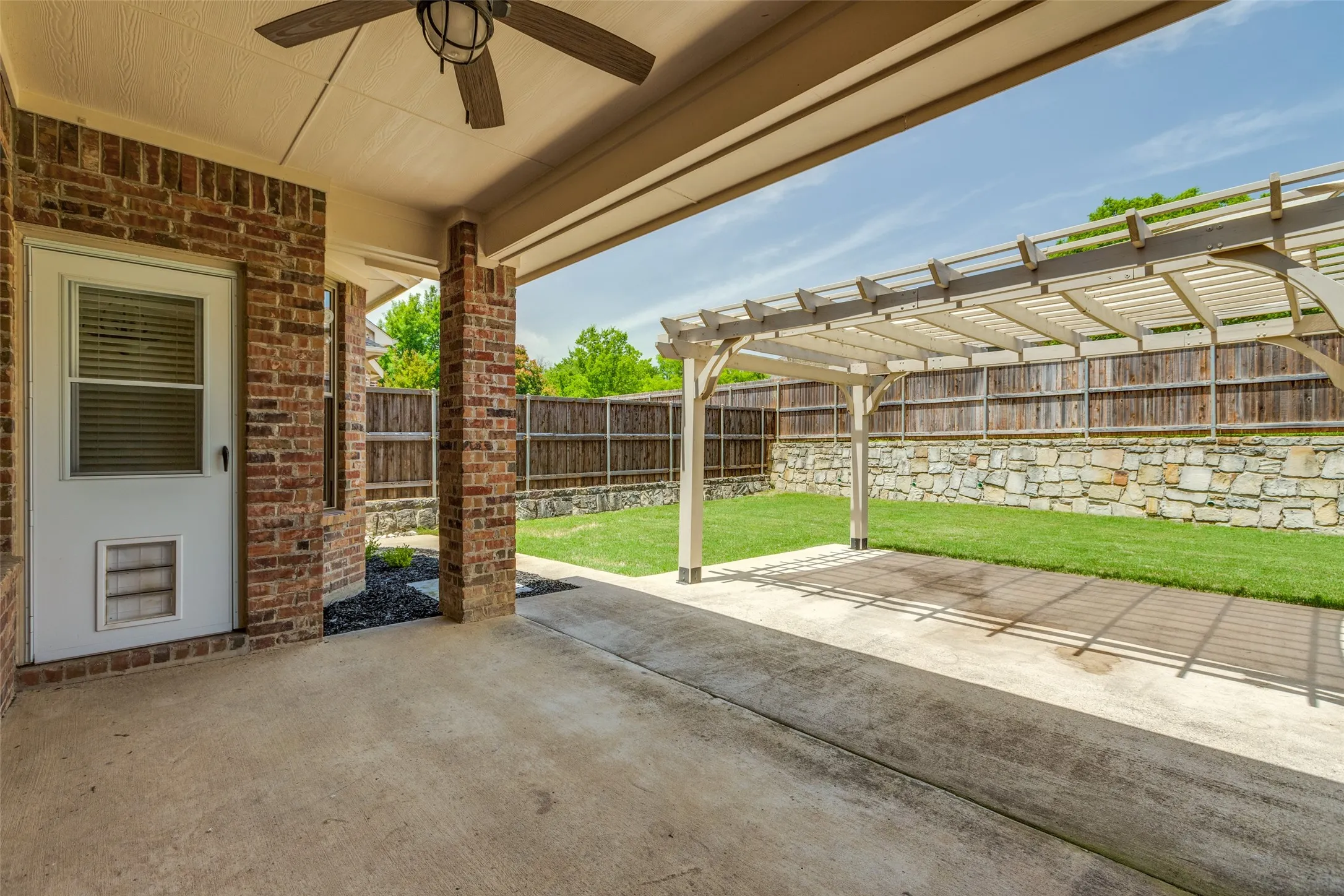Single Family Residence For Sale in Collin County , 3516 Lindale Drive, Mc Kinney, Texas 75072, 4 Bedroom, 3 Bathroom, 2 Garage spaces, 2,478 Sqft, built in 2003, mls#21341890, Real Estate Agent in Mc Kinney, Homes For Sale in Collin county, Homes For Sale in Mc Kinney, Realtor in Mc Kinney Texas, Real Estate Brokerage Independent Realty Texas, Luminita Cordes Realtor