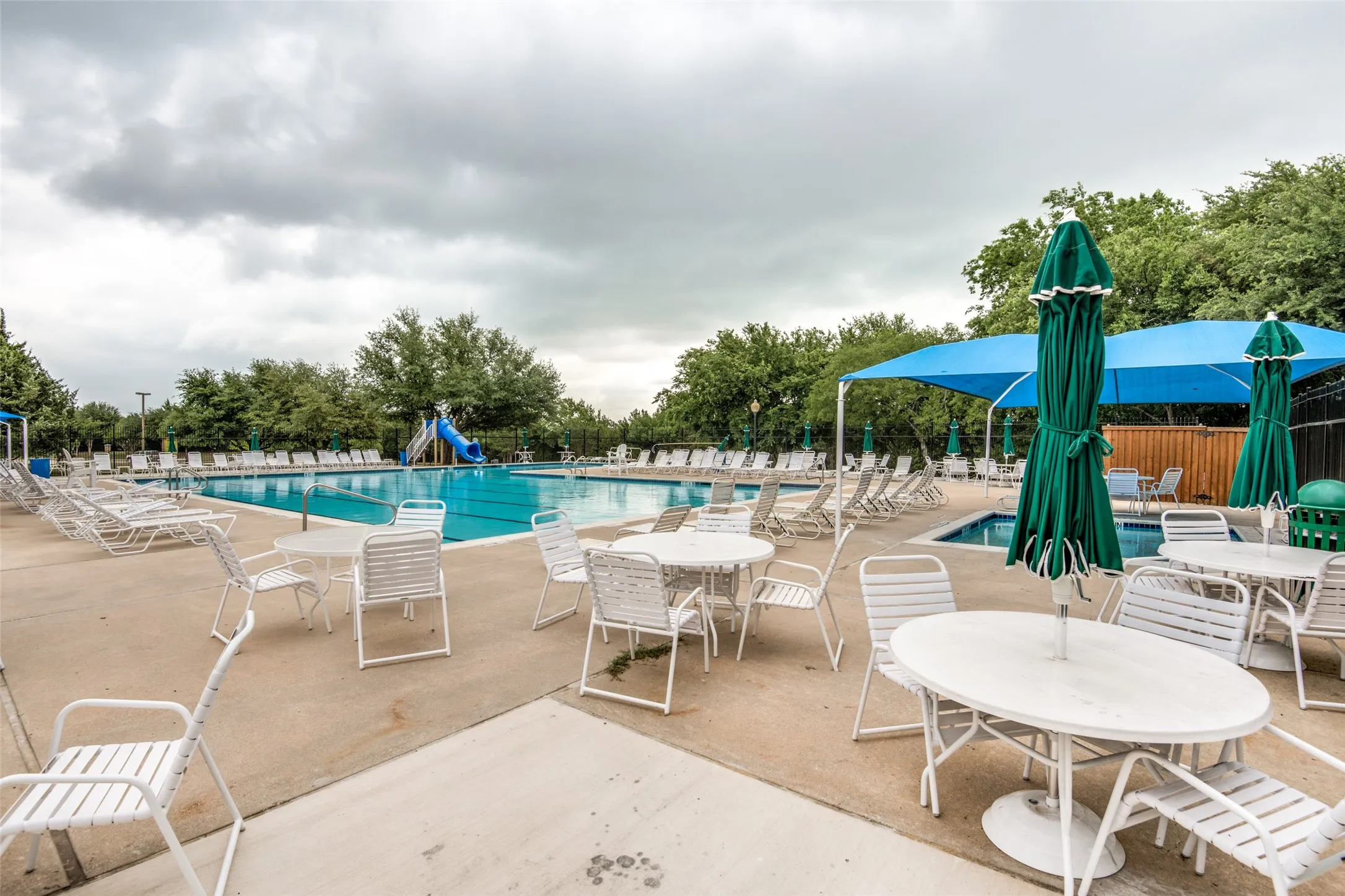 Single Family Residence For Sale in Collin County , 3516 Lindale Drive, Mc Kinney, Texas 75072, 4 Bedroom, 3 Bathroom, 2 Garage spaces, 2,478 Sqft, built in 2003, mls#21341890, Real Estate Agent in Mc Kinney, Homes For Sale in Collin county, Homes For Sale in Mc Kinney, Realtor in Mc Kinney Texas, Real Estate Brokerage Independent Realty Texas, Luminita Cordes Realtor