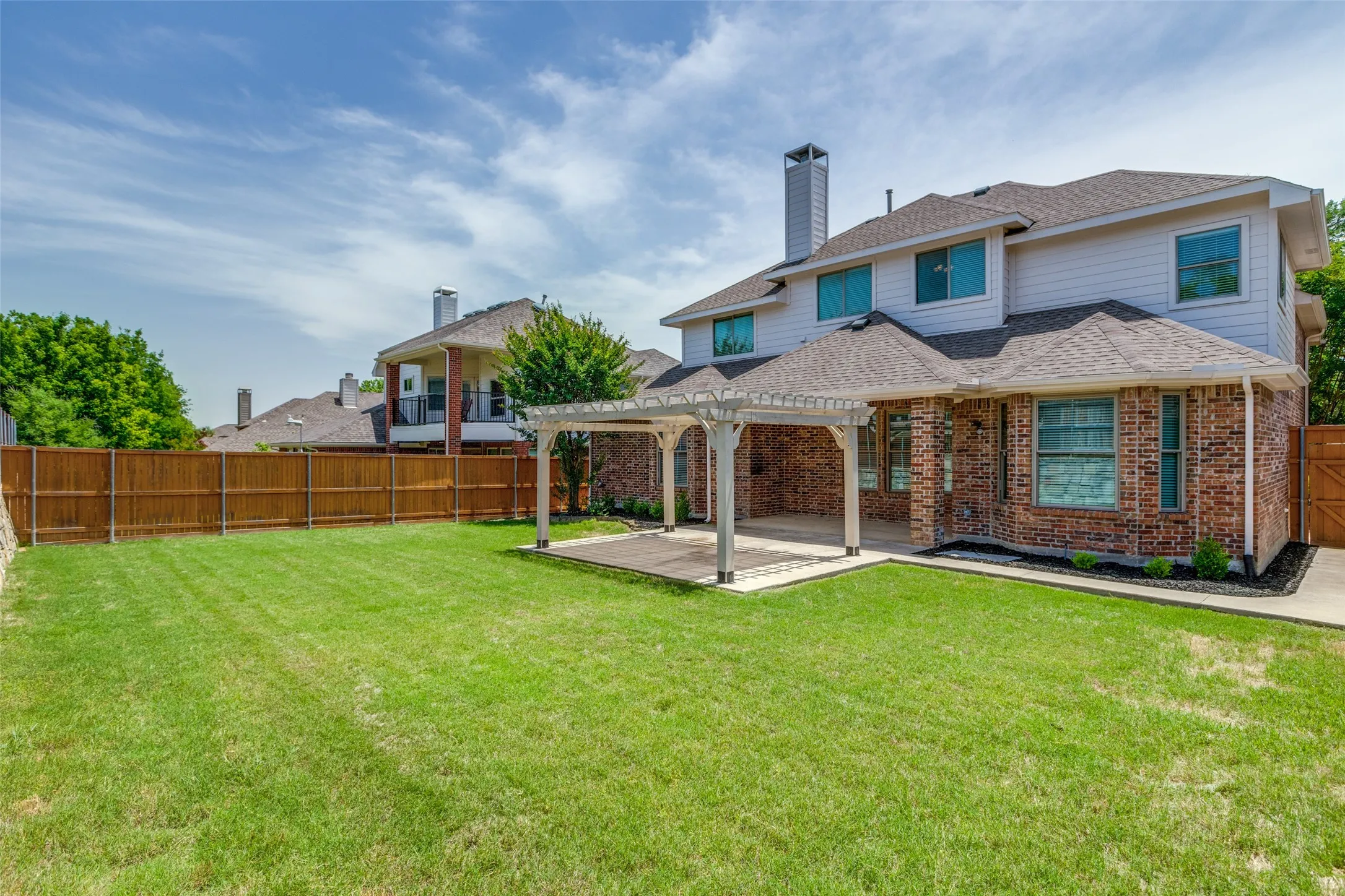 Single Family Residence For Sale in Collin County , 3516 Lindale Drive, Mc Kinney, Texas 75072, 4 Bedroom, 3 Bathroom, 2 Garage spaces, 2,478 Sqft, built in 2003, mls#21341890, Real Estate Agent in Mc Kinney, Homes For Sale in Collin county, Homes For Sale in Mc Kinney, Realtor in Mc Kinney Texas, Real Estate Brokerage Independent Realty Texas, Luminita Cordes Realtor