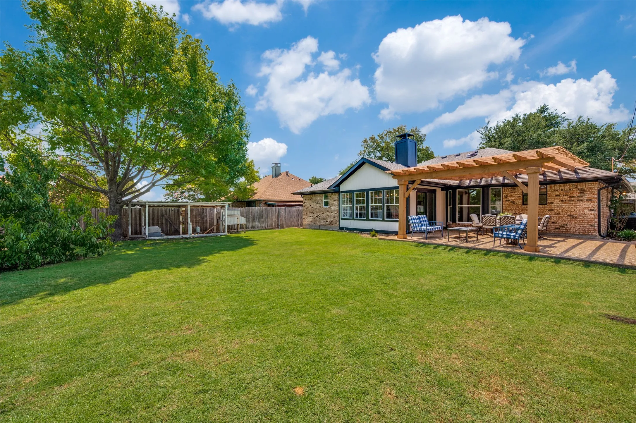 Were you thinking Pool ??  Plenty of space to add any pool you have dreamed of...