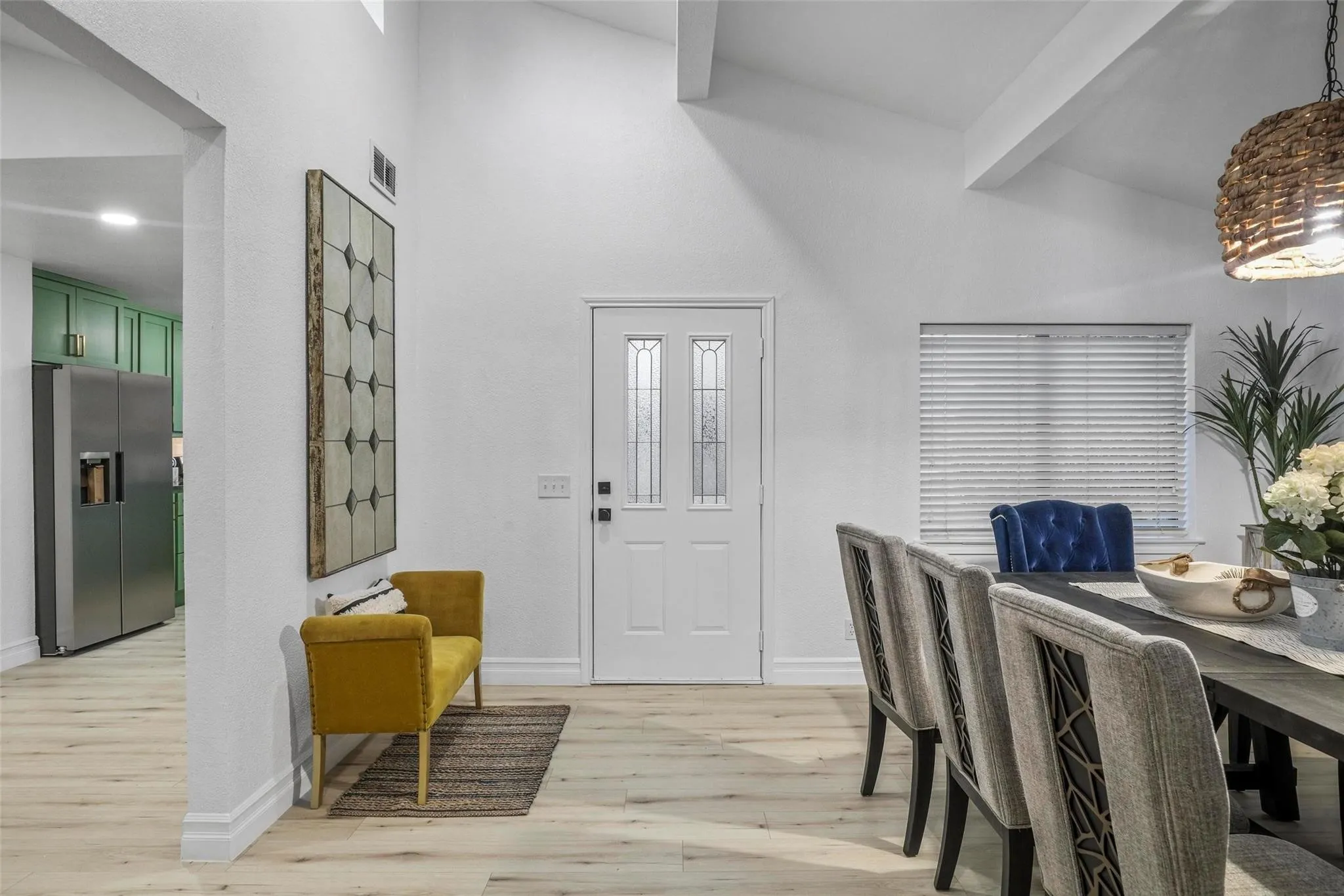 Single Family Residence For Sale in Denton County , 1510 Hillcrest Boulevard, Little Elm, Texas 75068, 5 Bedroom, 3 Bathroom, Garage spaces, 2,520 Sqft, built in 1983, mls#21340471, Real Estate Agent in Little Elm, Homes For Sale in Denton county, Homes For Sale in Little Elm, Realtor in Little Elm Texas, Real Estate Brokerage Independent Realty Texas, Luminita Cordes Realtor
