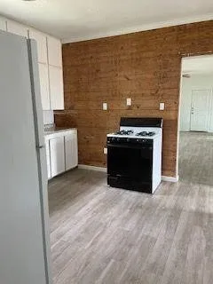 Single Family Residence For Sale in Taylor County , 6501 Jennings Drive, Abilene, Texas 79606, 2 Bedroom, 1 Bathroom, Garage spaces, 991 Sqft, built in 1948, mls#21341923, Real Estate Agent in Abilene, Homes For Sale in Taylor county, Homes For Sale in Abilene, Realtor in Abilene Texas, Real Estate Brokerage Independent Realty Texas, Luminita Cordes Realtor